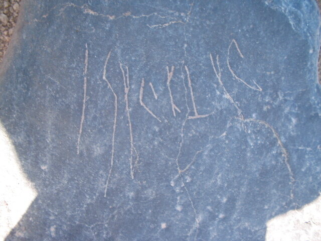 inscription of siglum AAEK 195