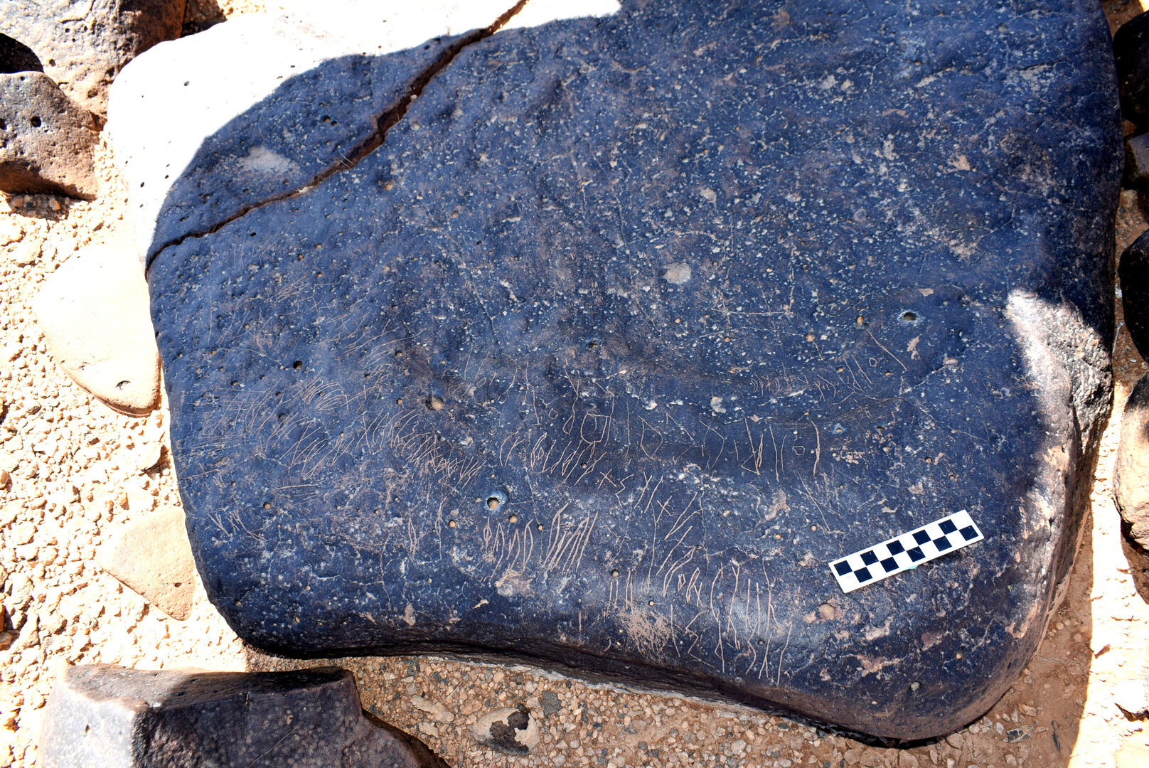 inscription of siglum AAWHA 44