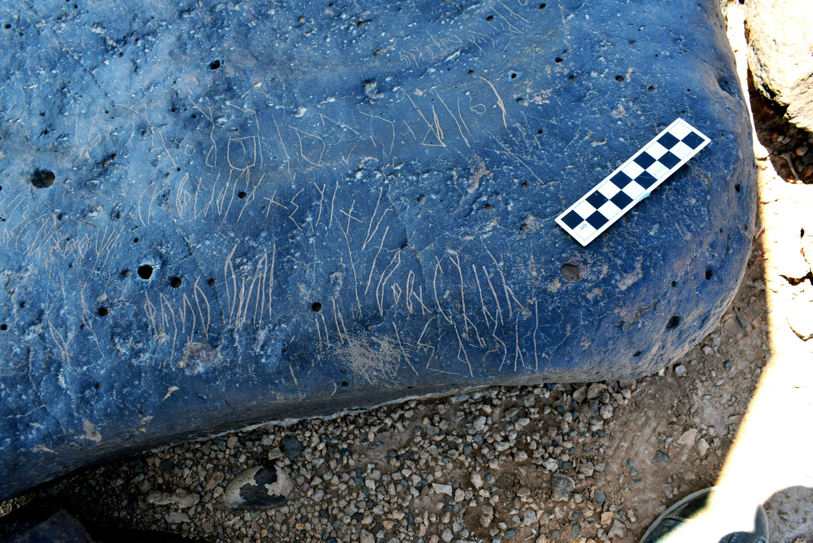 inscription of siglum AAWHA 44