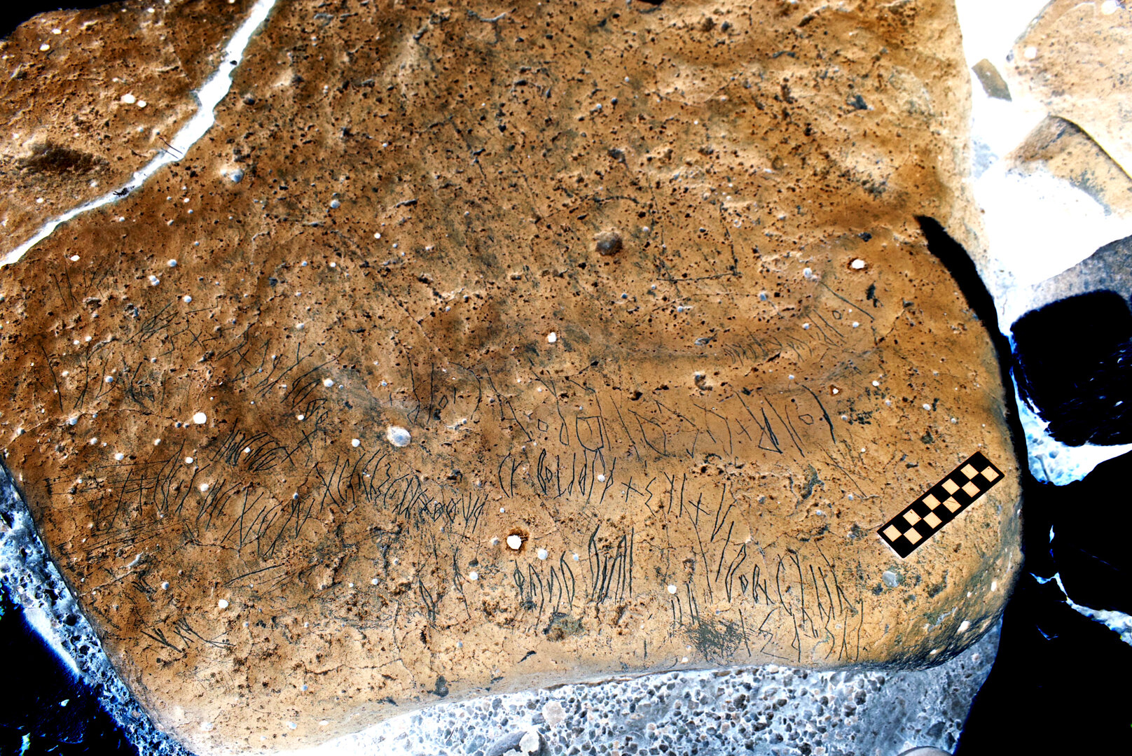 inscription of siglum AAWHA 44