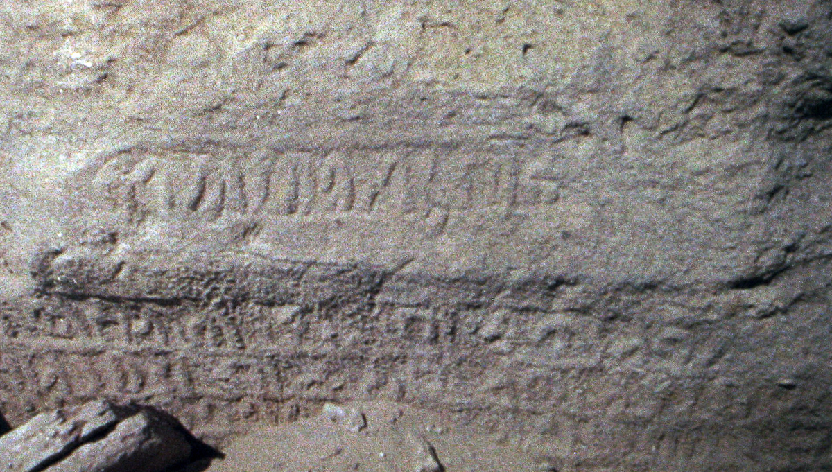 inscription of siglum AH 245