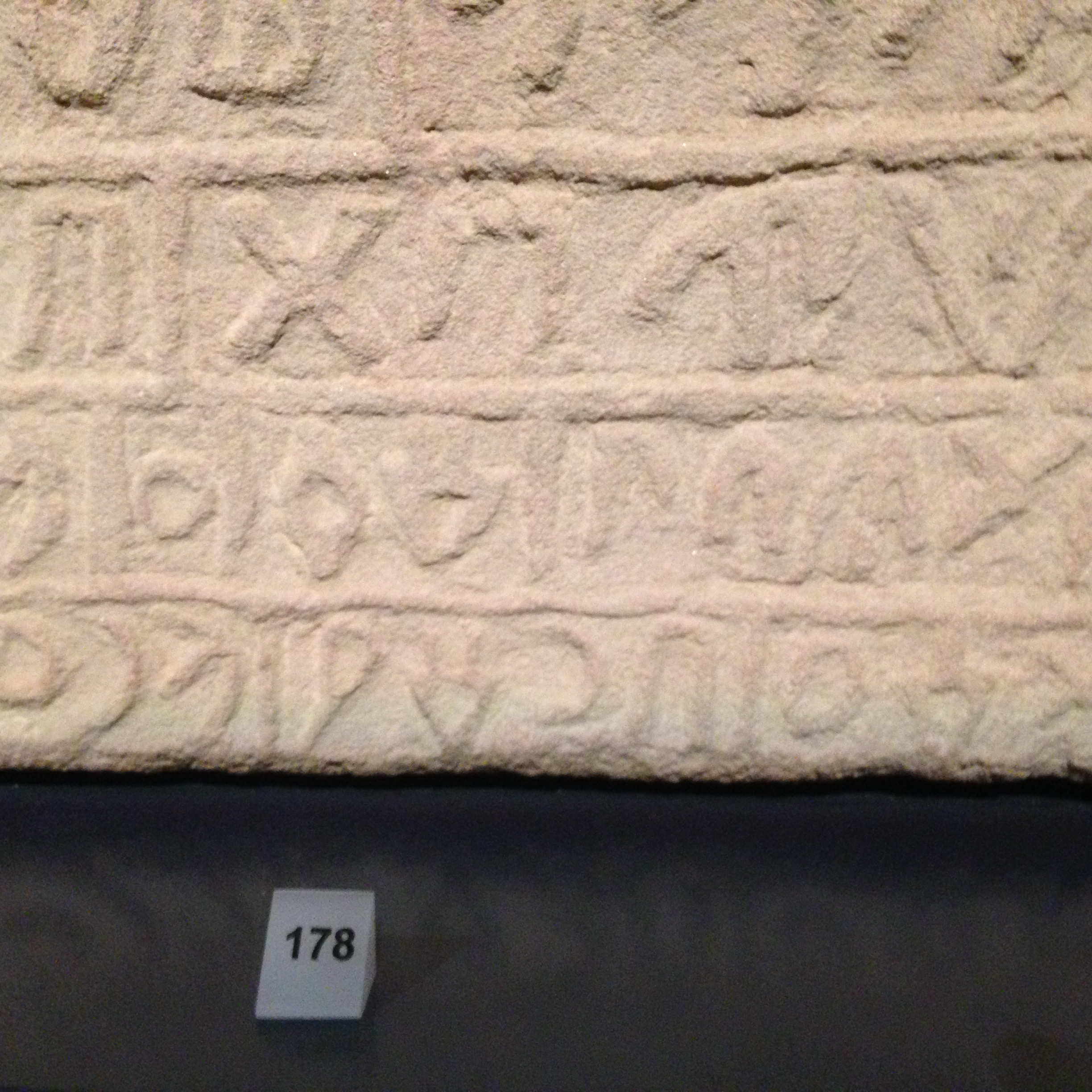 inscription of siglum Al-Saʿīd 1420/1999: 3–14, no. 1