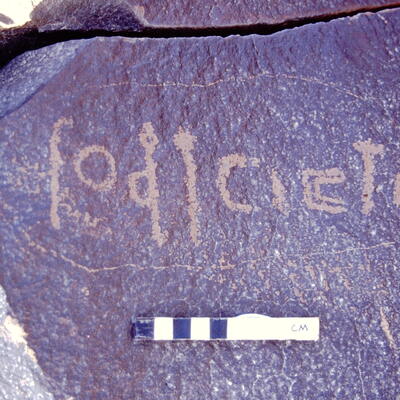 inscription of siglum BTH 119