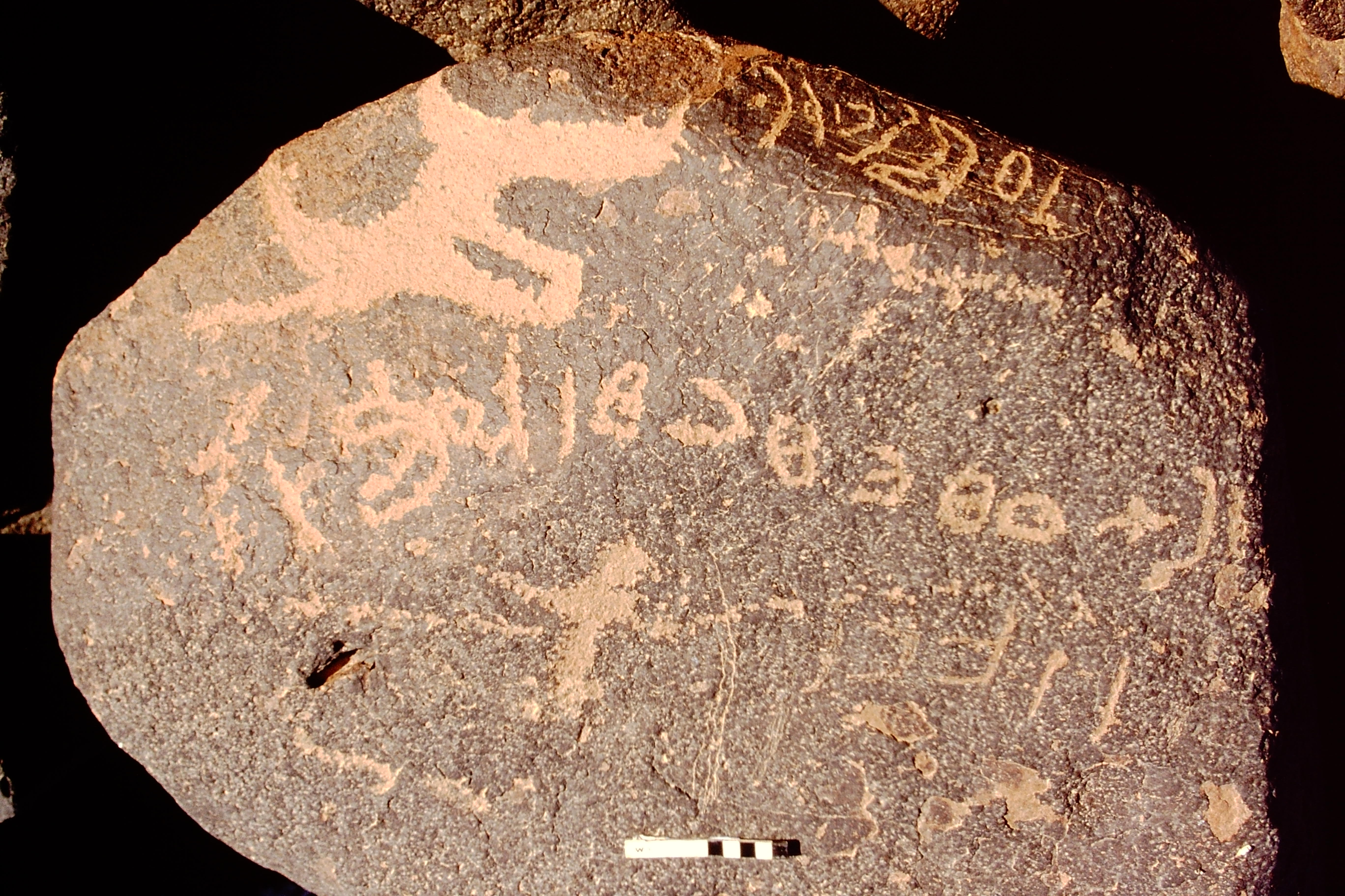 inscription of siglum BTH 143