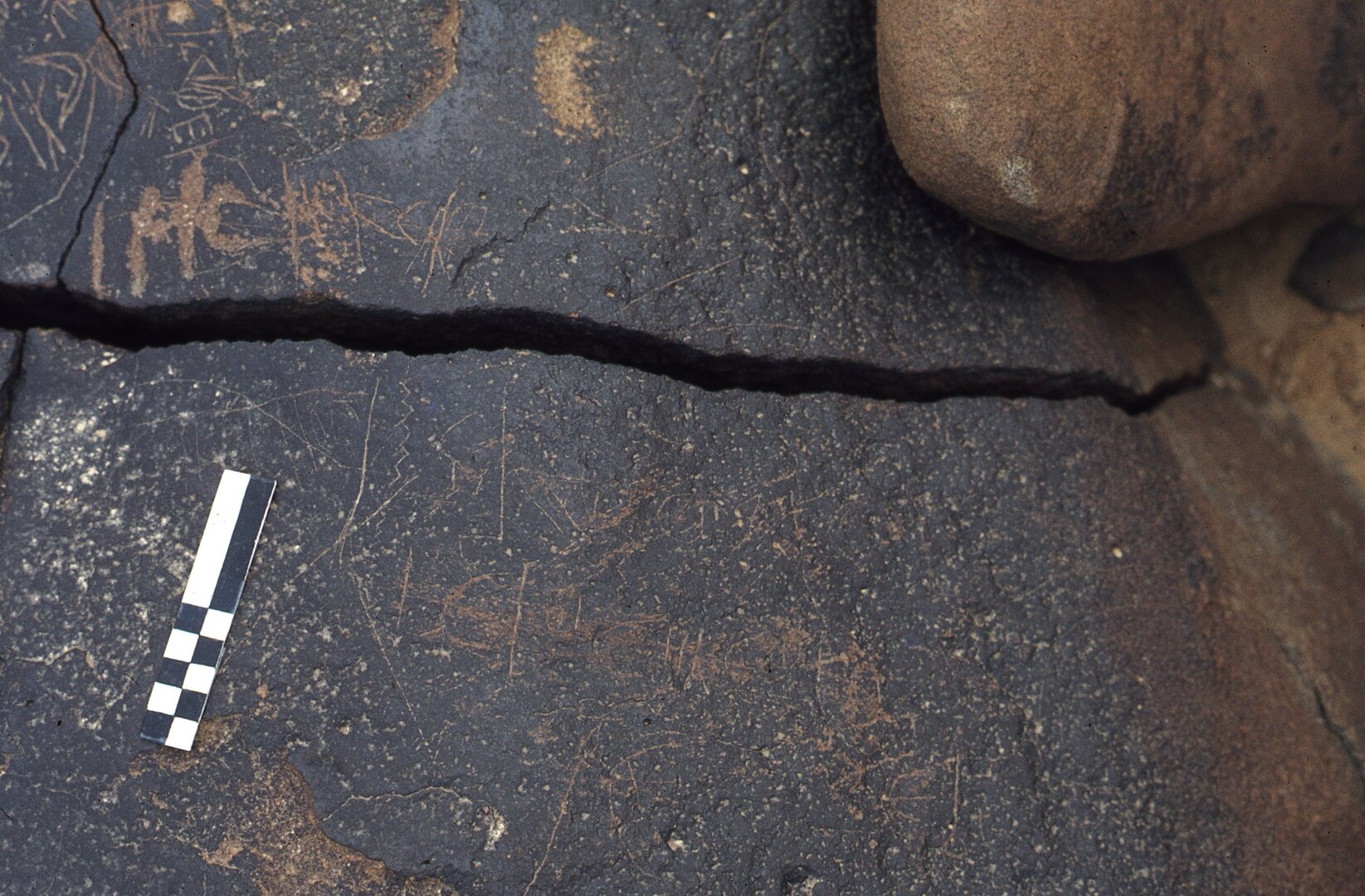 inscription of siglum CEDS 24
