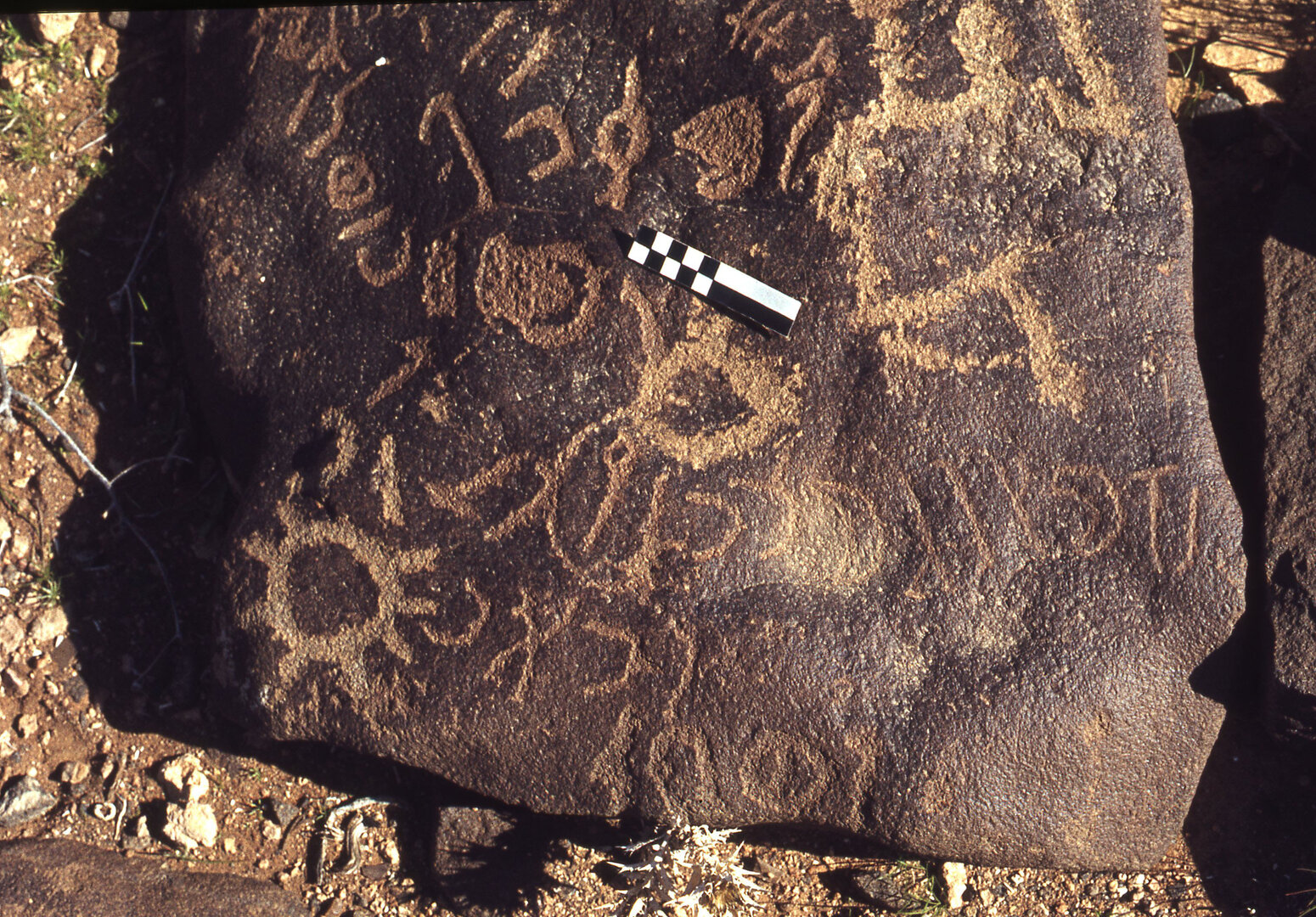 inscription of siglum CEDS 330