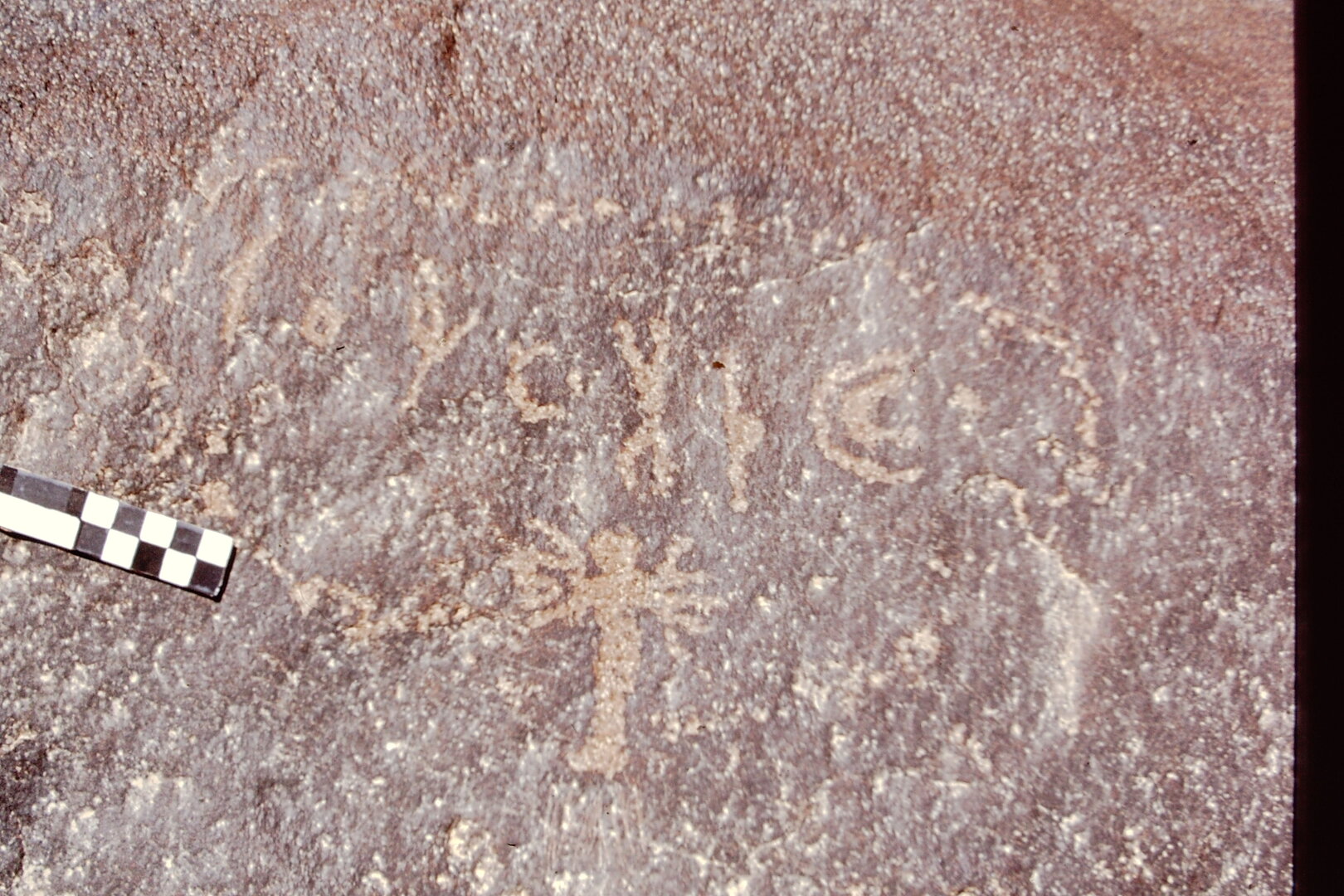 inscription of siglum CEDS 592