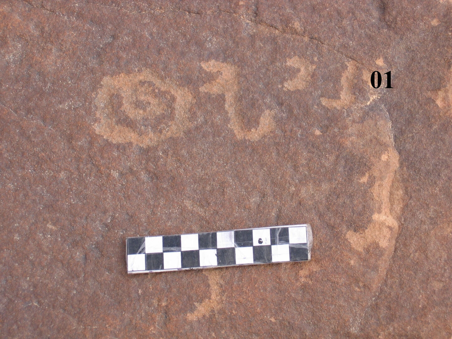 inscription of siglum CH.R372