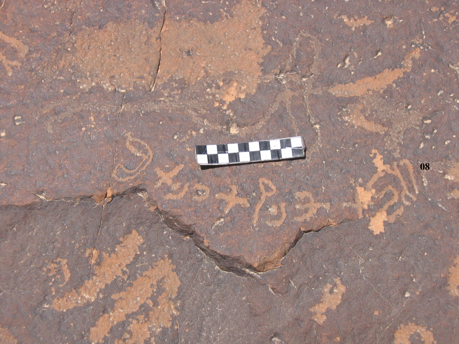 inscription of siglum CH.R703.8
