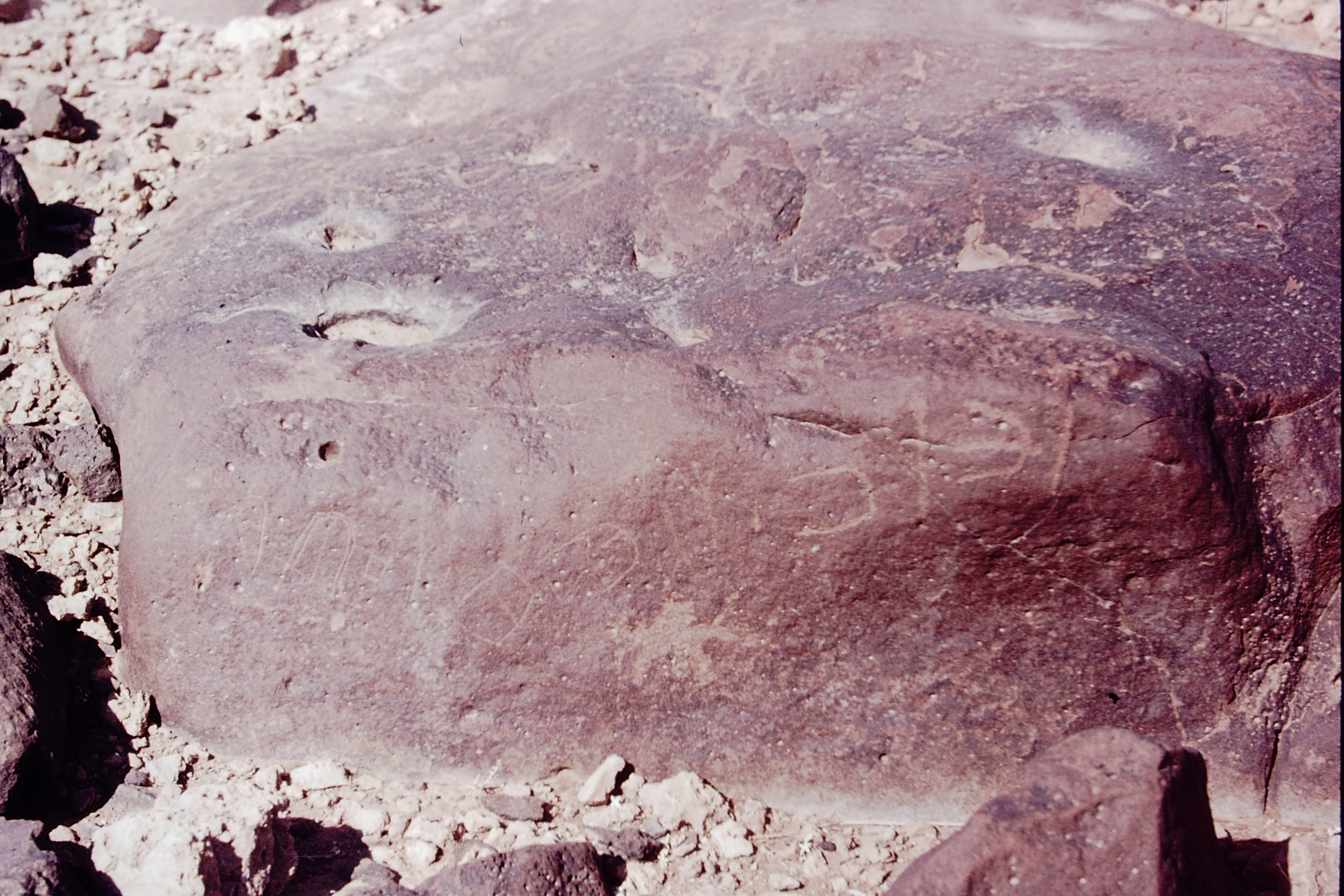 inscription of siglum CSNS 90