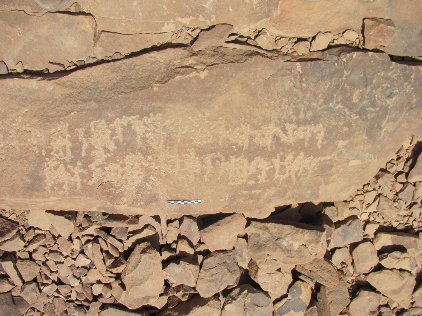 inscription of siglum ELHT Jabal Ġunaym Tay 1