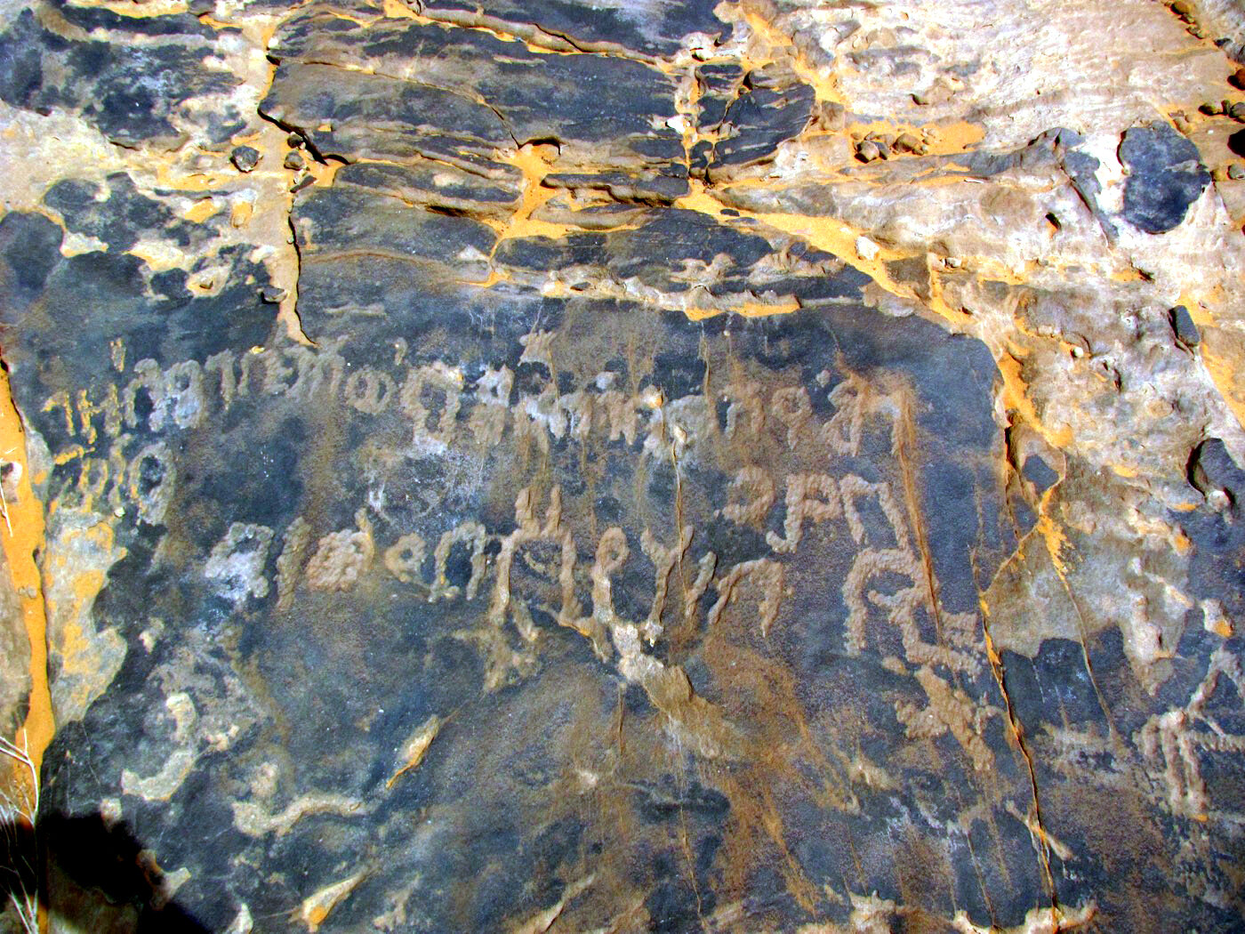 inscription of siglum ELHT Waḍaḥā Tay 9