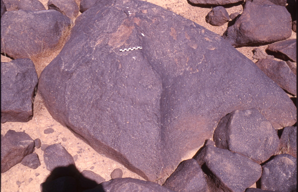 inscription of siglum HaNSB 215
