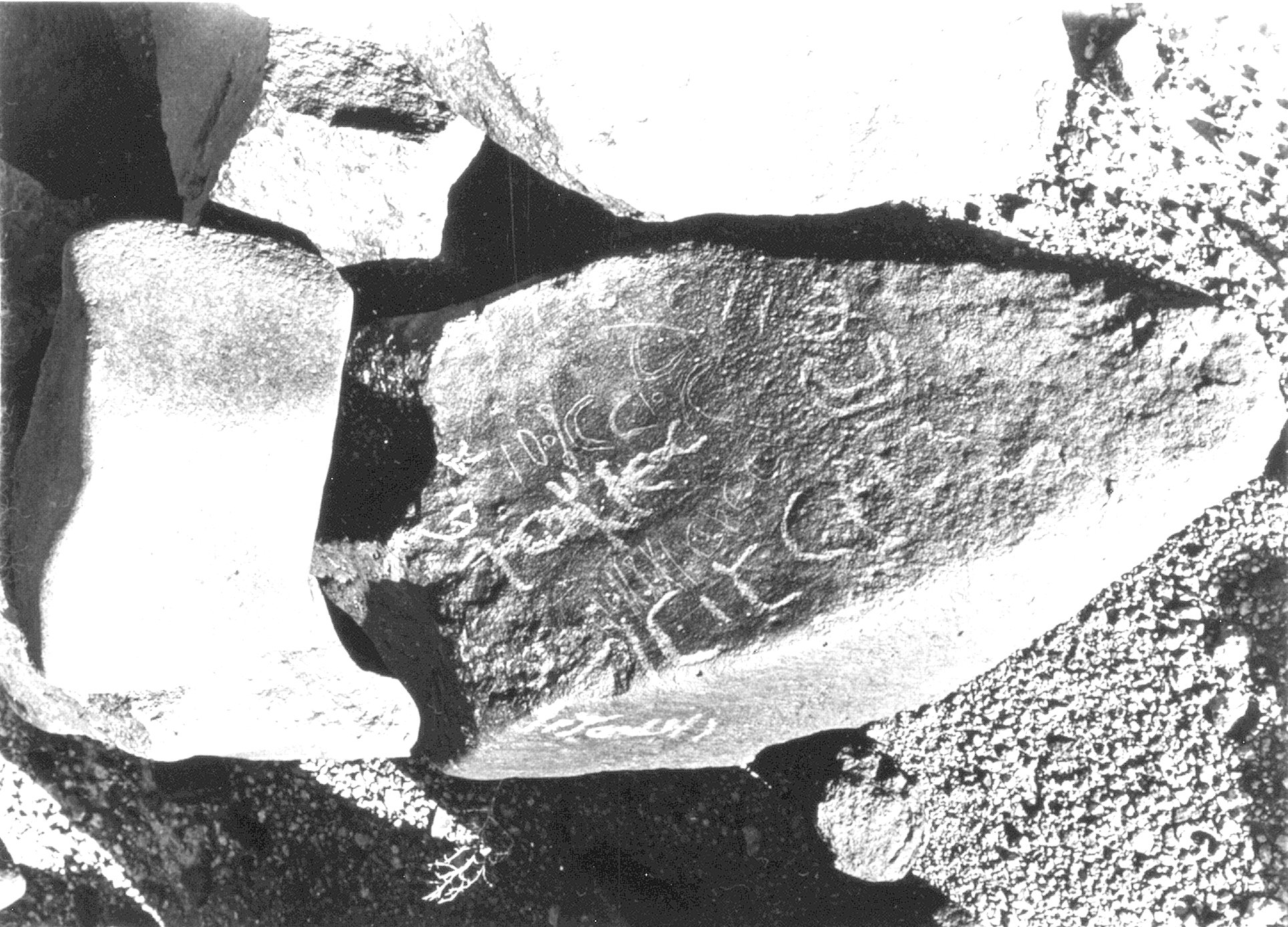 inscription of siglum ISB 454