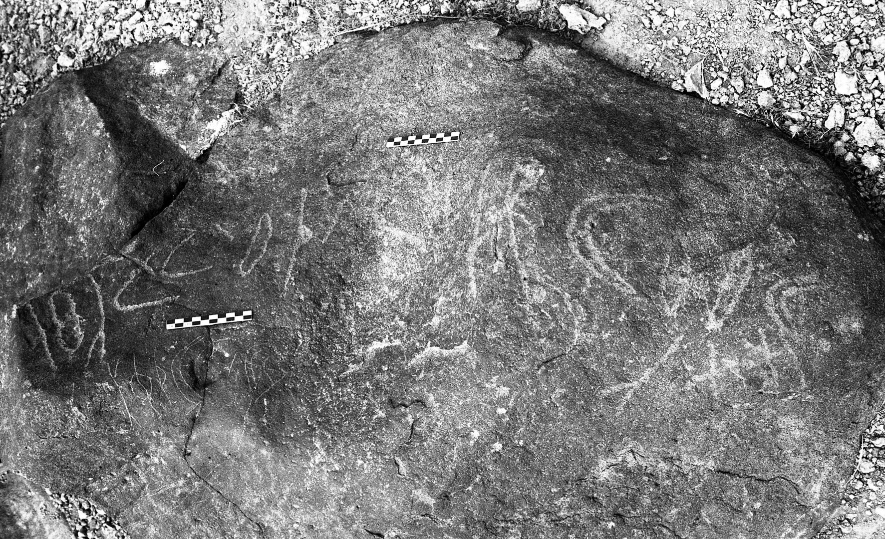 inscription of siglum Is.H 100
