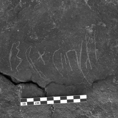 inscription of siglum Is.H 14