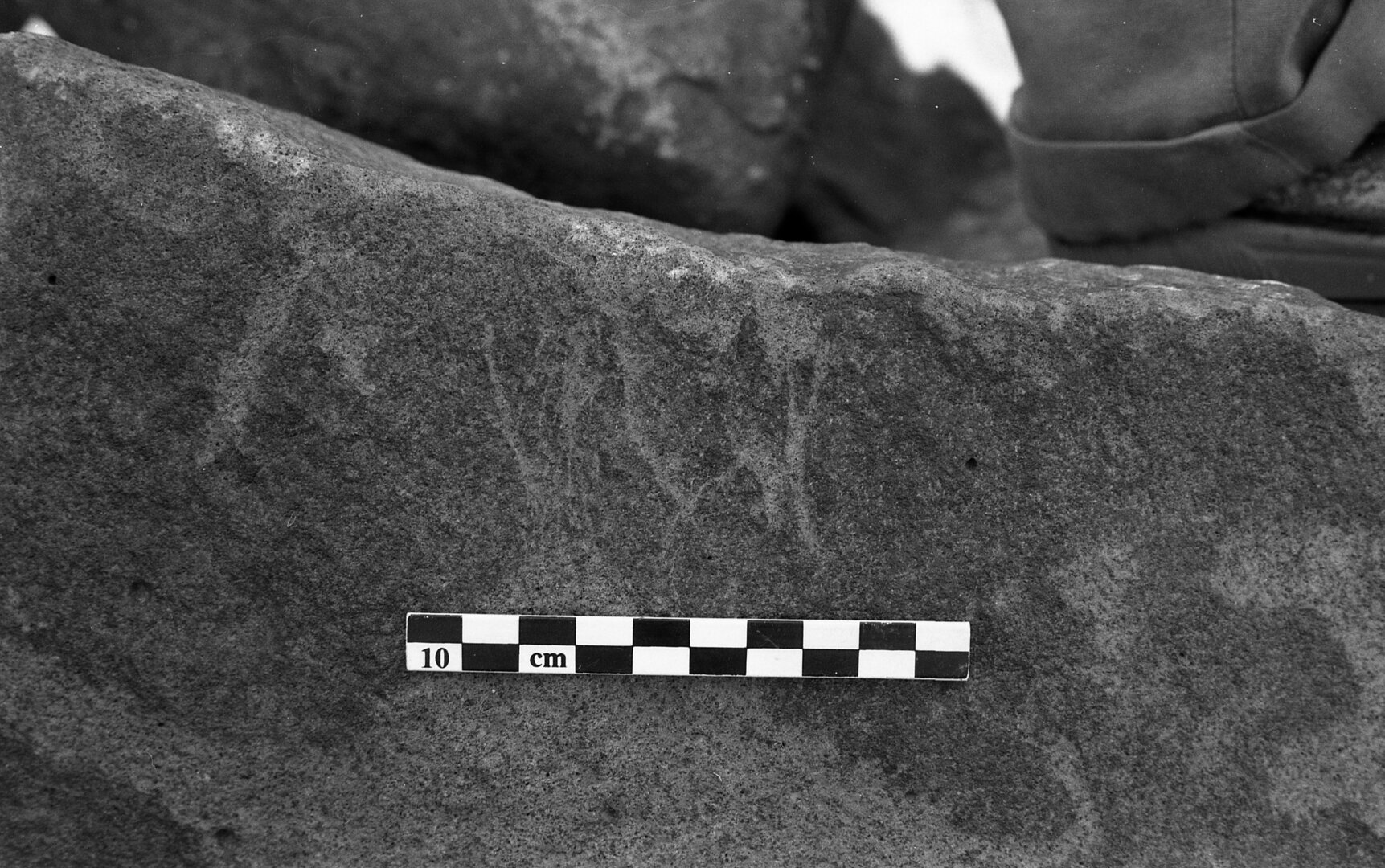 inscription of siglum Is.H 412