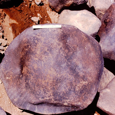 inscription of siglum Is.H 512
