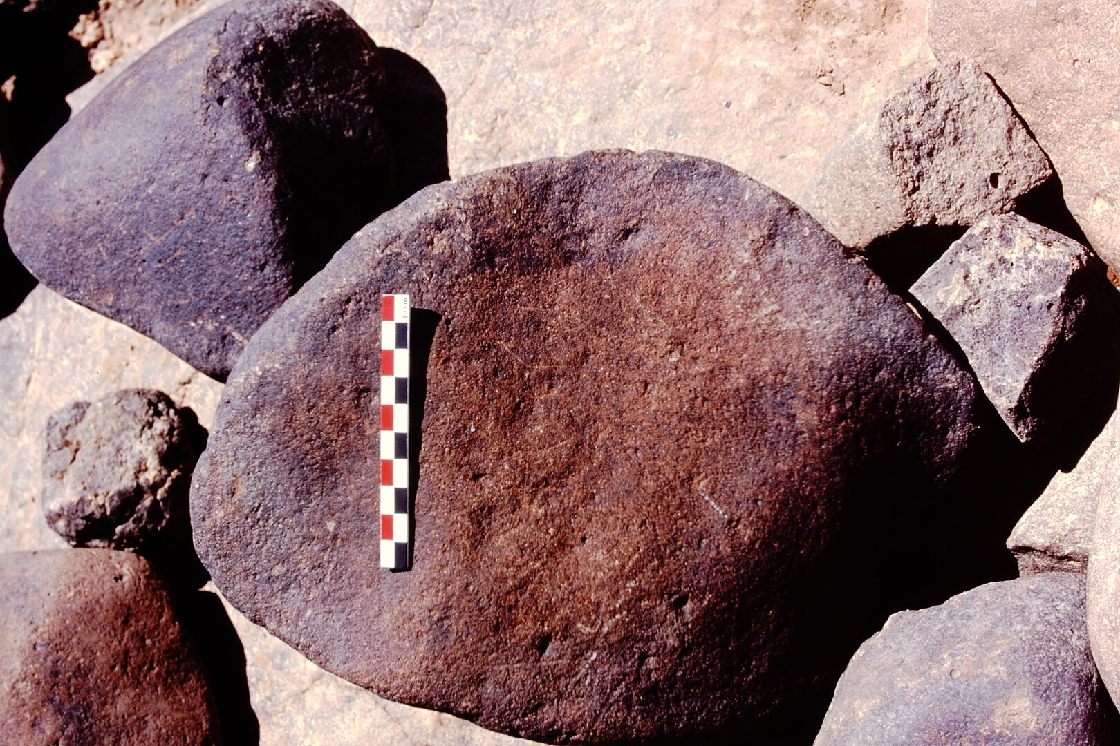 inscription of siglum Is.H 565