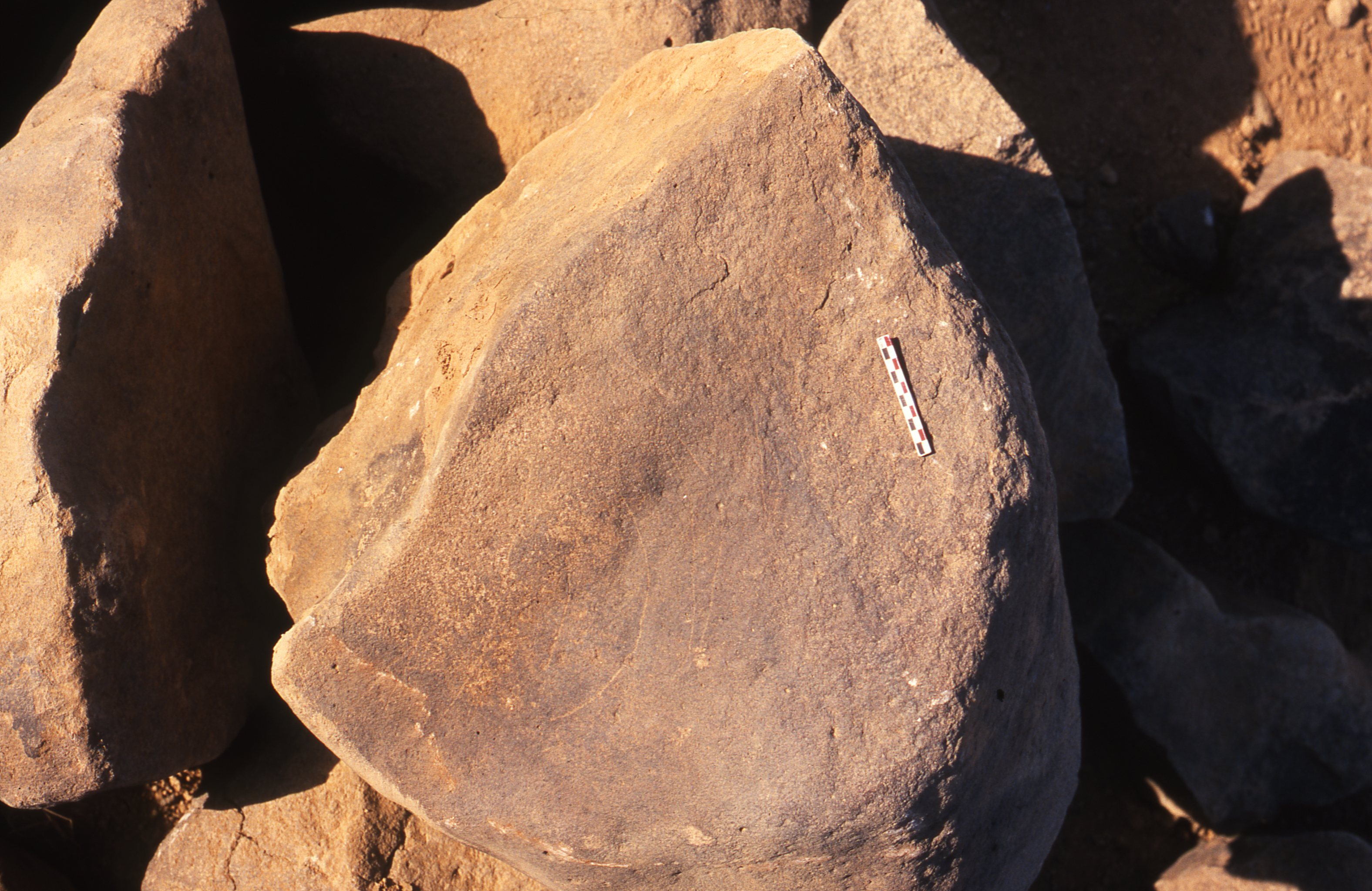 inscription of siglum Is.H 585