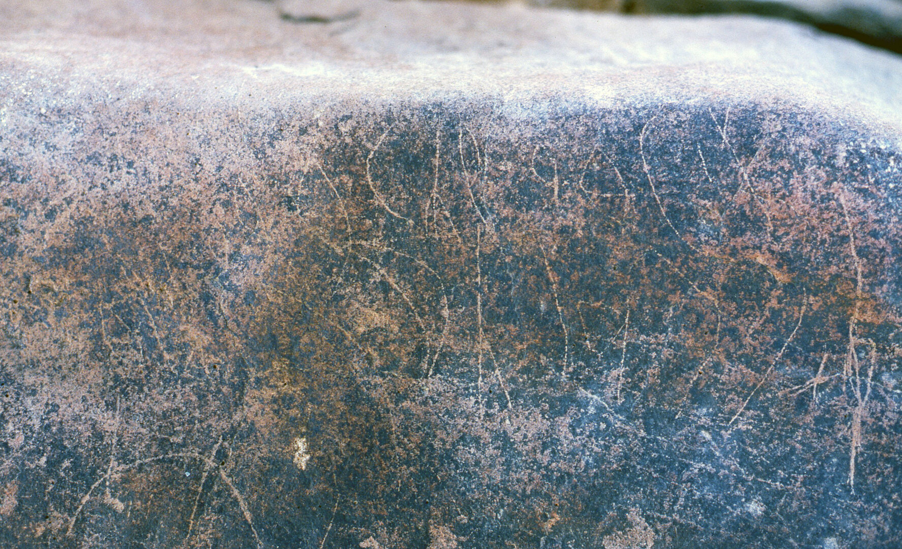inscription of siglum Is.H 618
