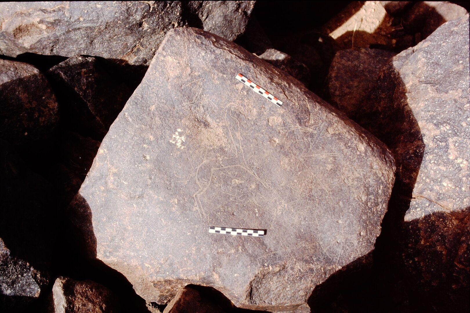 inscription of siglum Is.H 672