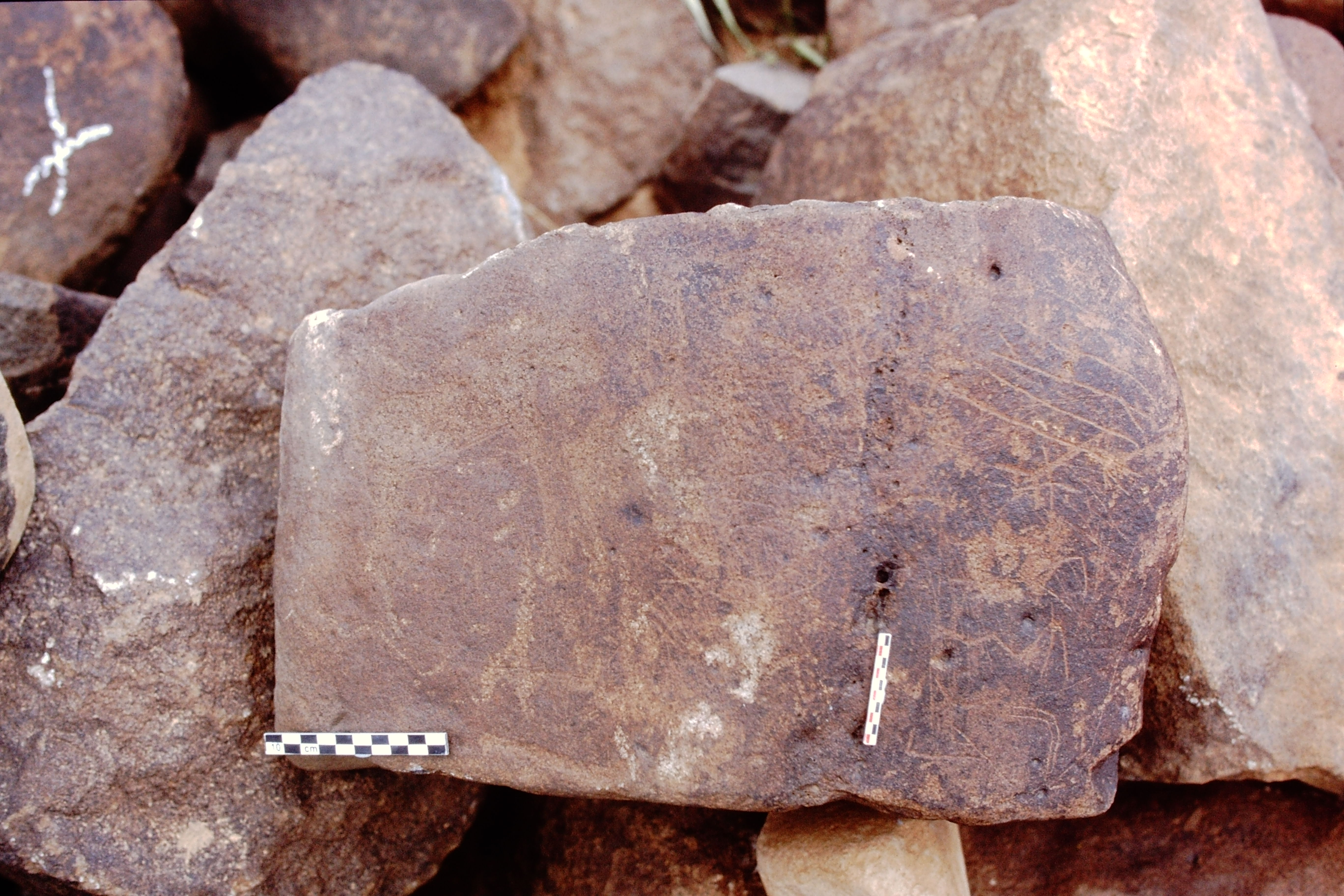 inscription of siglum Is.H 697+698