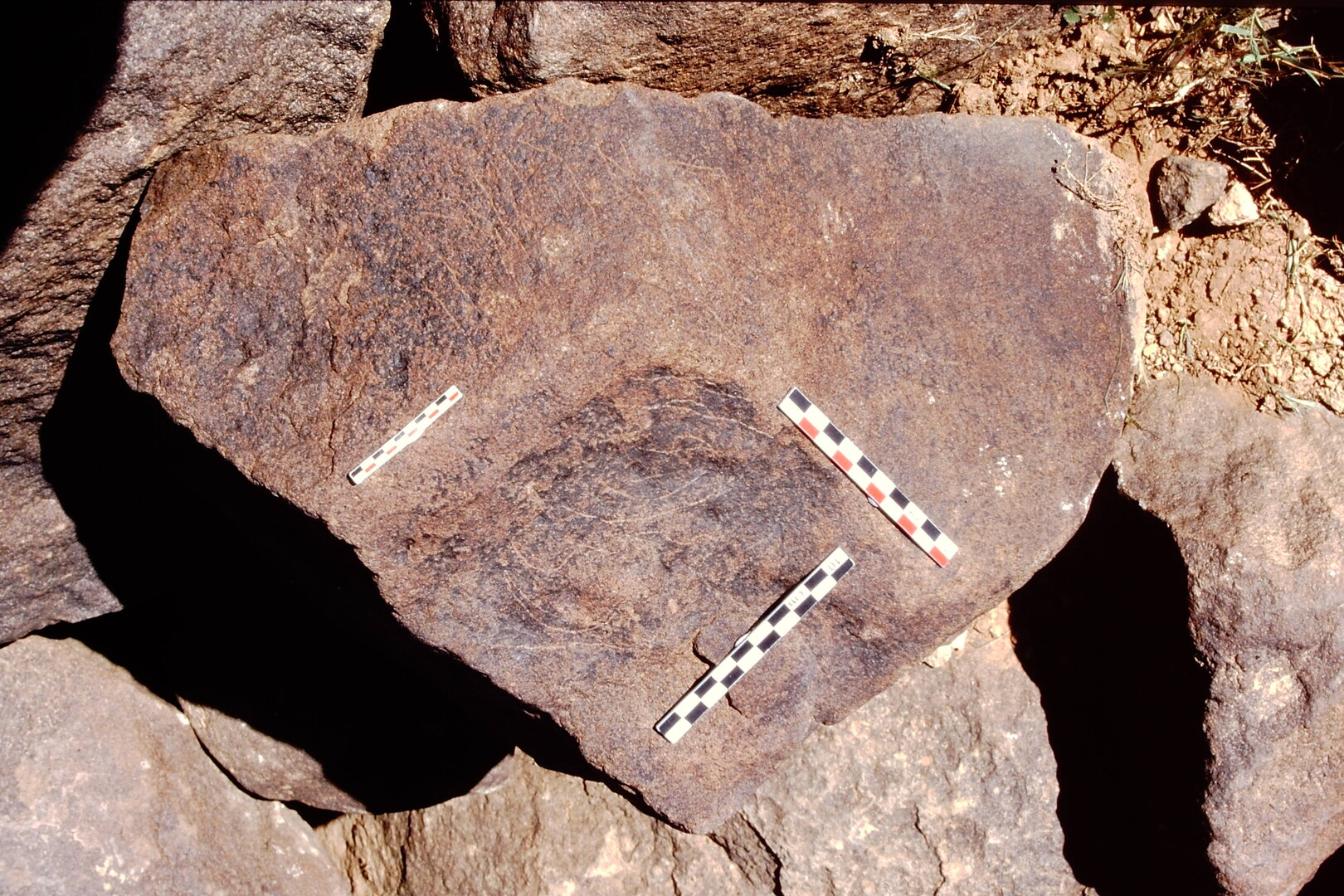 inscription of siglum Is.H 713