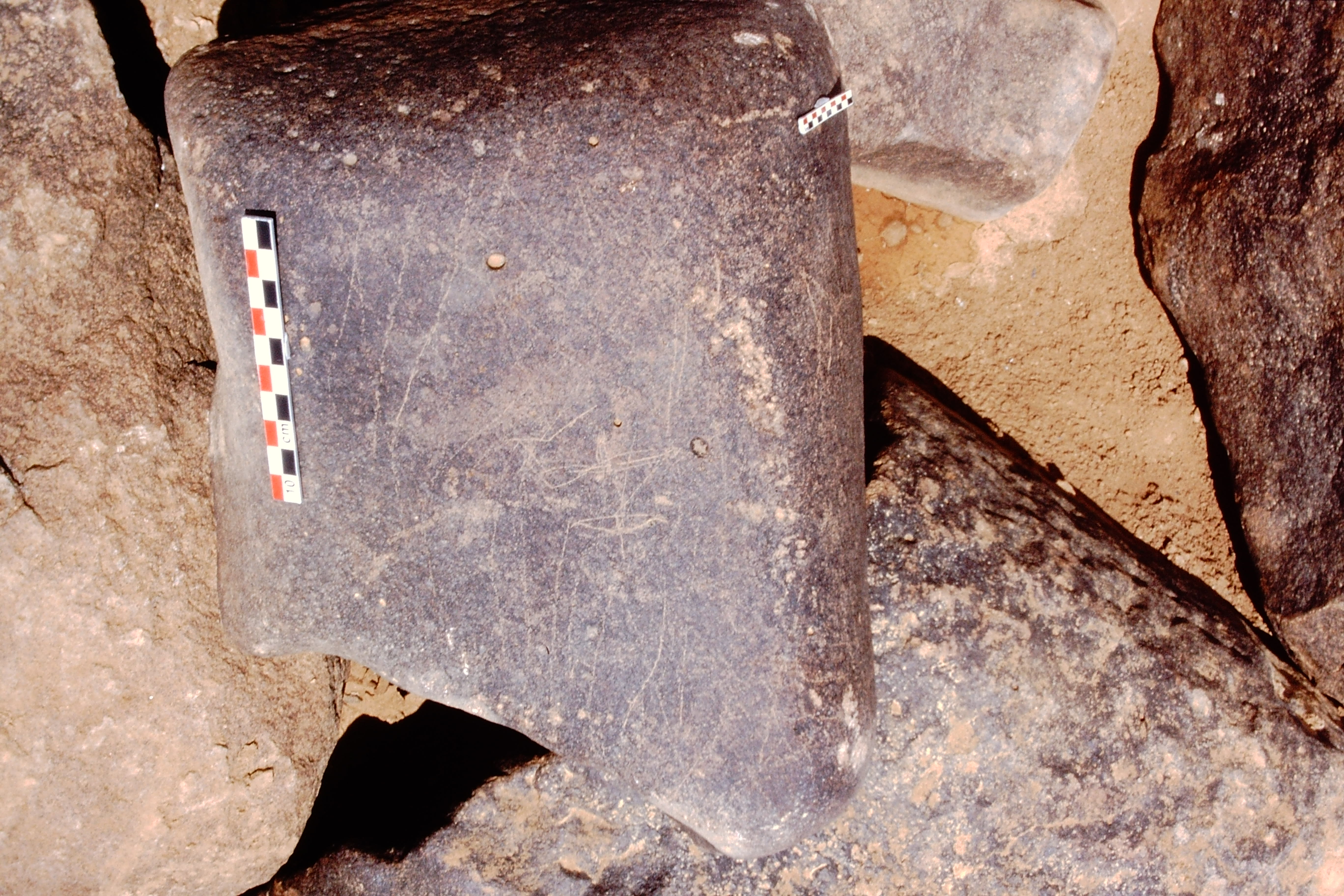 inscription of siglum Is.H 765