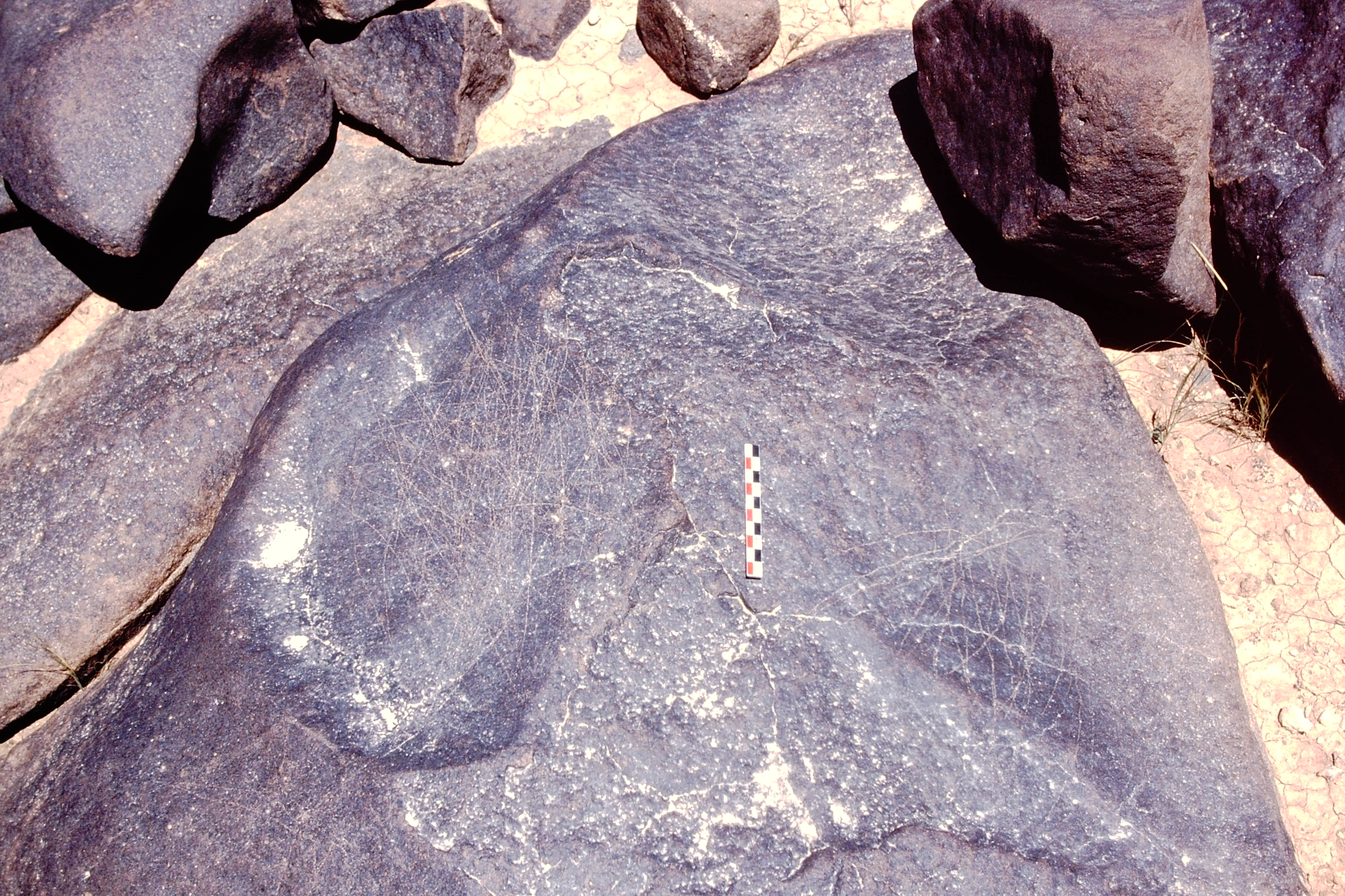 inscription of siglum Is.H 806