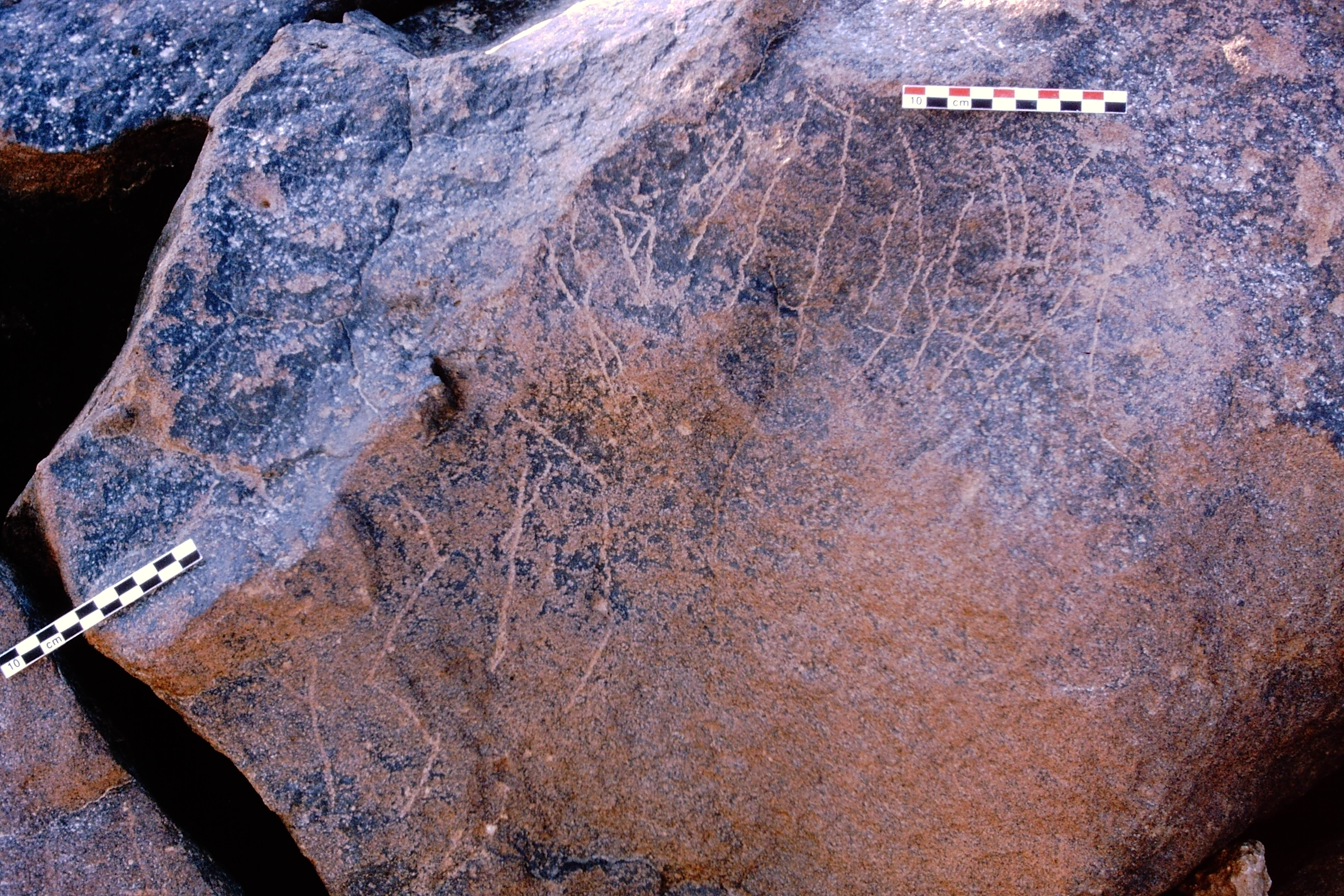 inscription of siglum Is.H 897