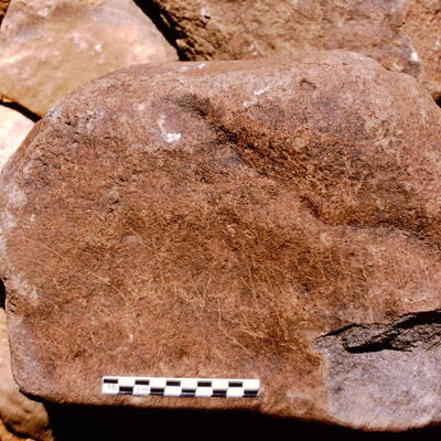 inscription of siglum Is.H 945