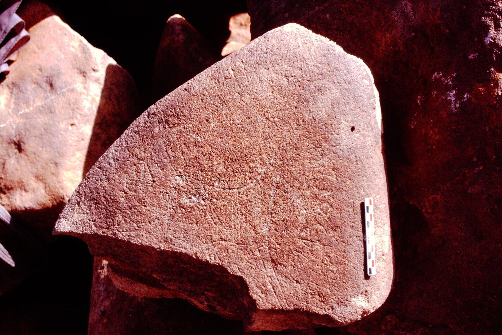 inscription of siglum Is.H 998