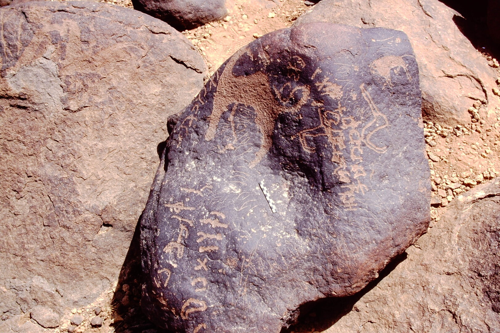 inscription of siglum Is.L 104