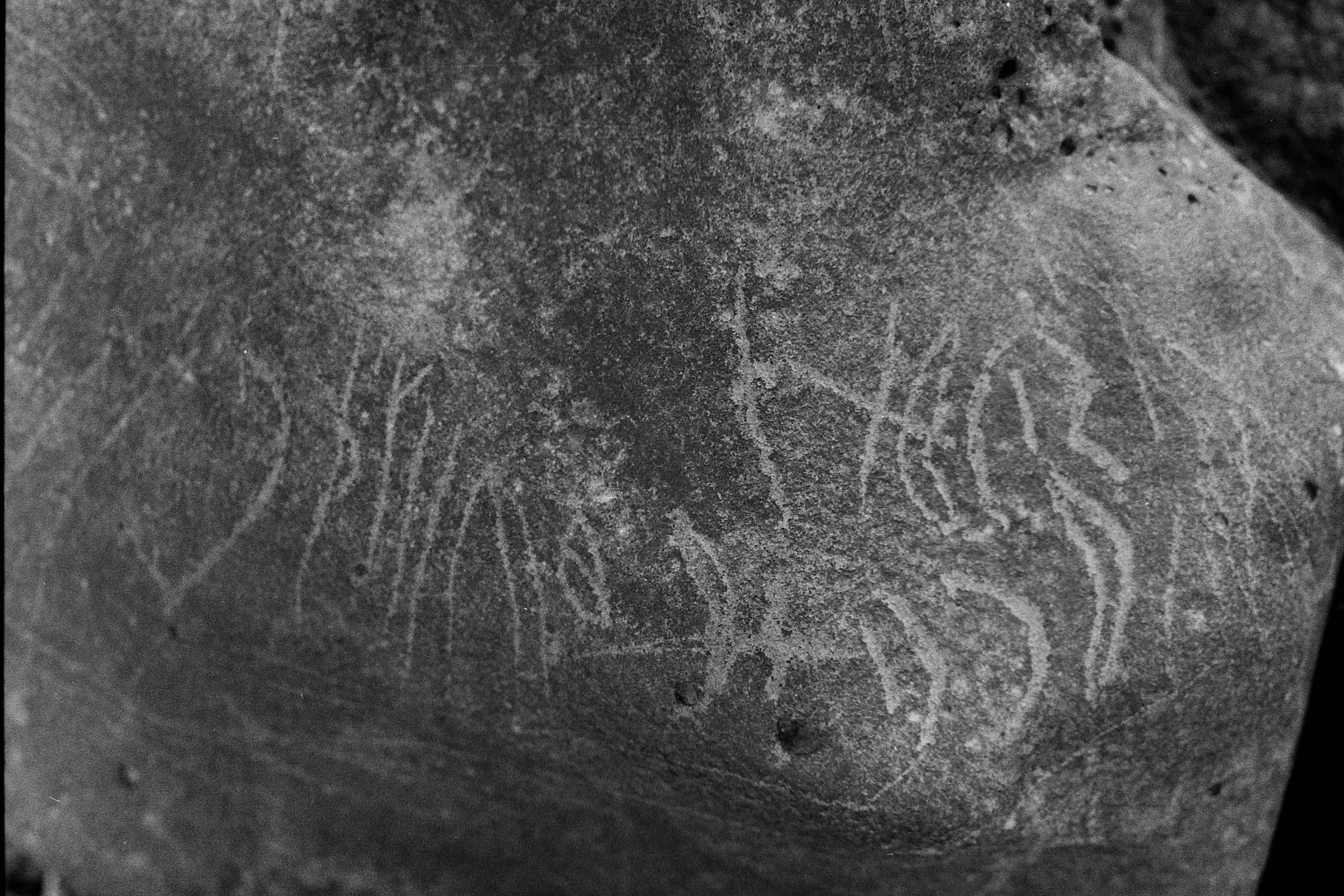 inscription of siglum Is.L 221