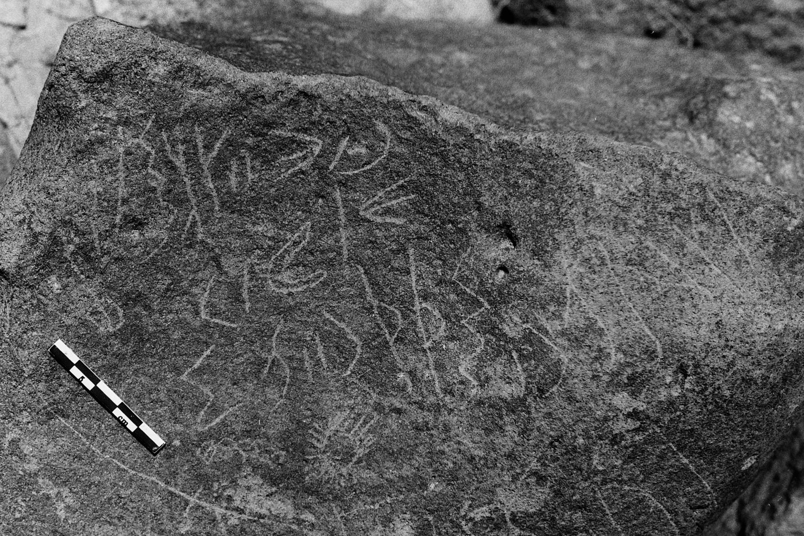 inscription of siglum Is.L 324