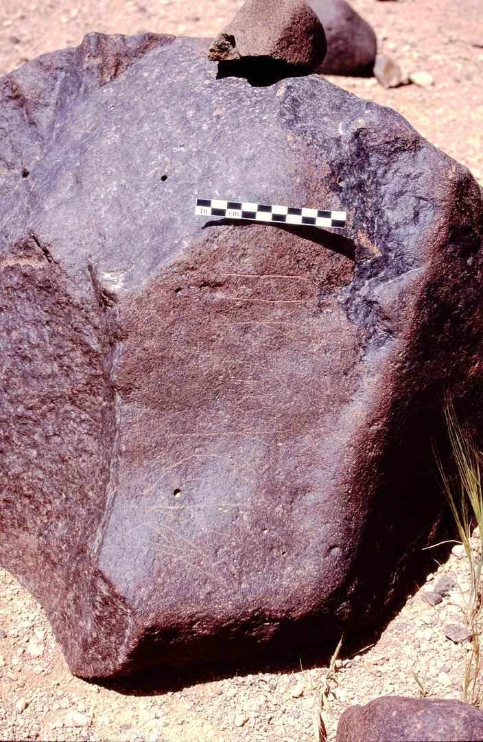 inscription of siglum Is.M 9