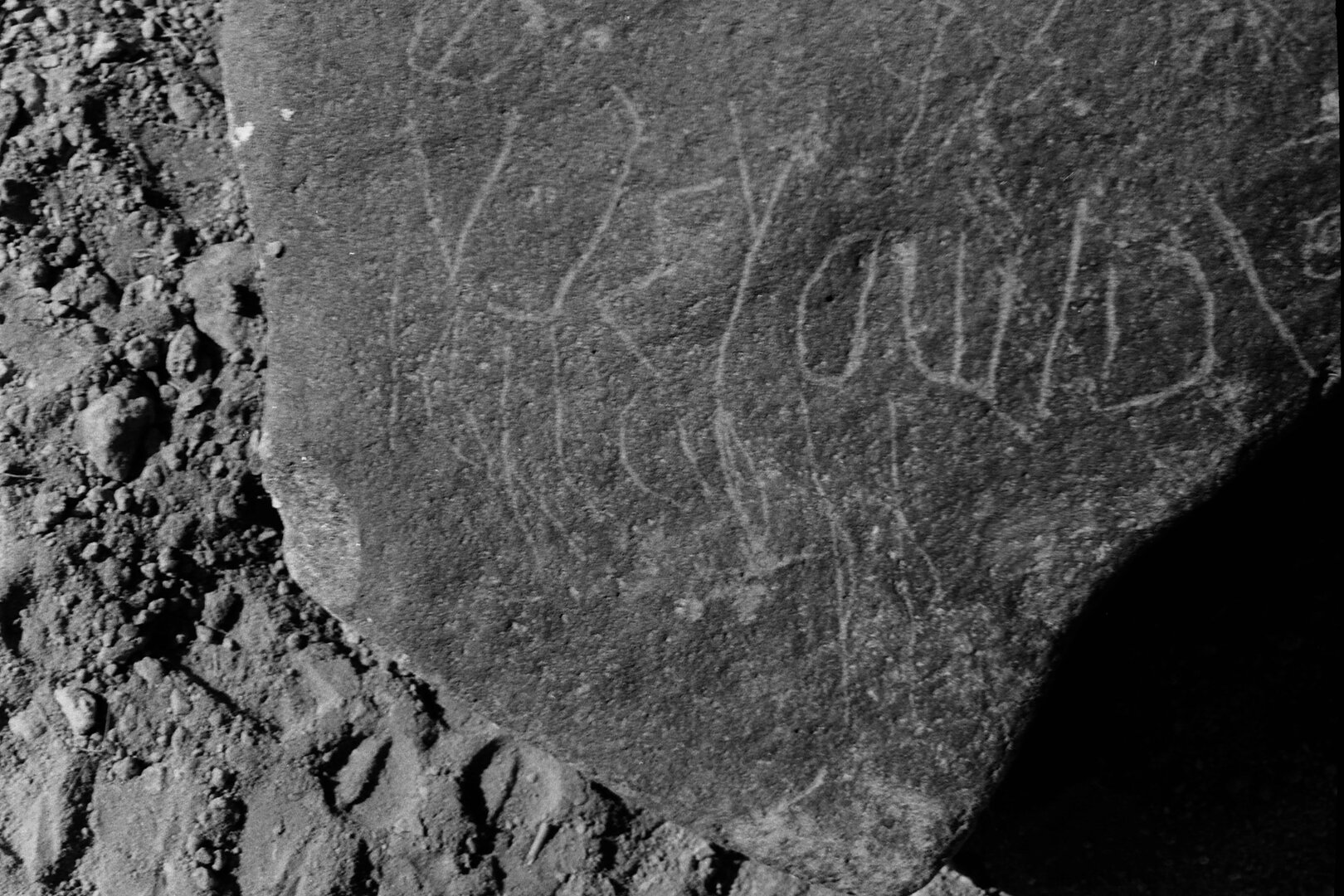 inscription of siglum Is.Mu 106