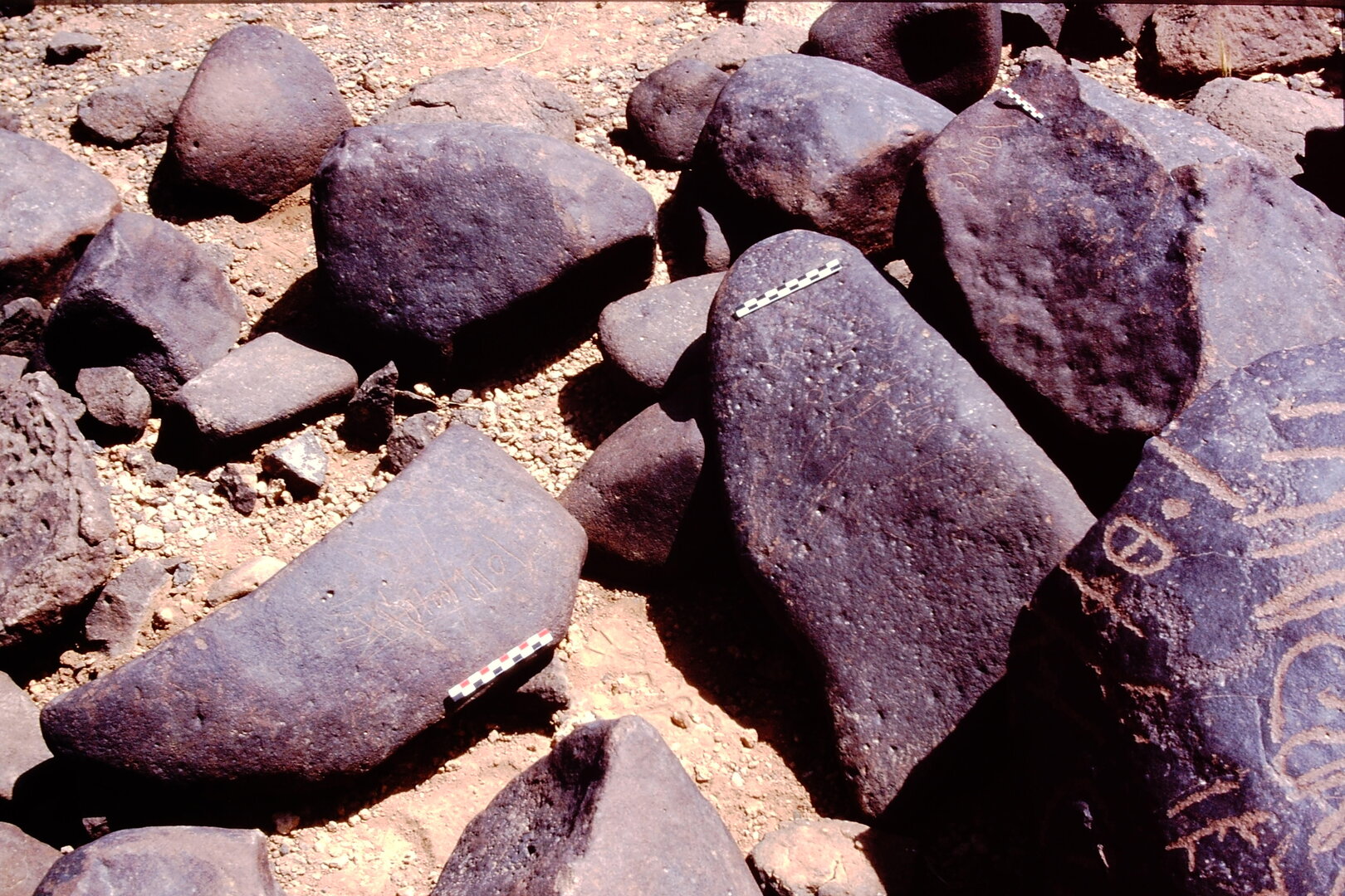 inscription of siglum Is.Mu 33