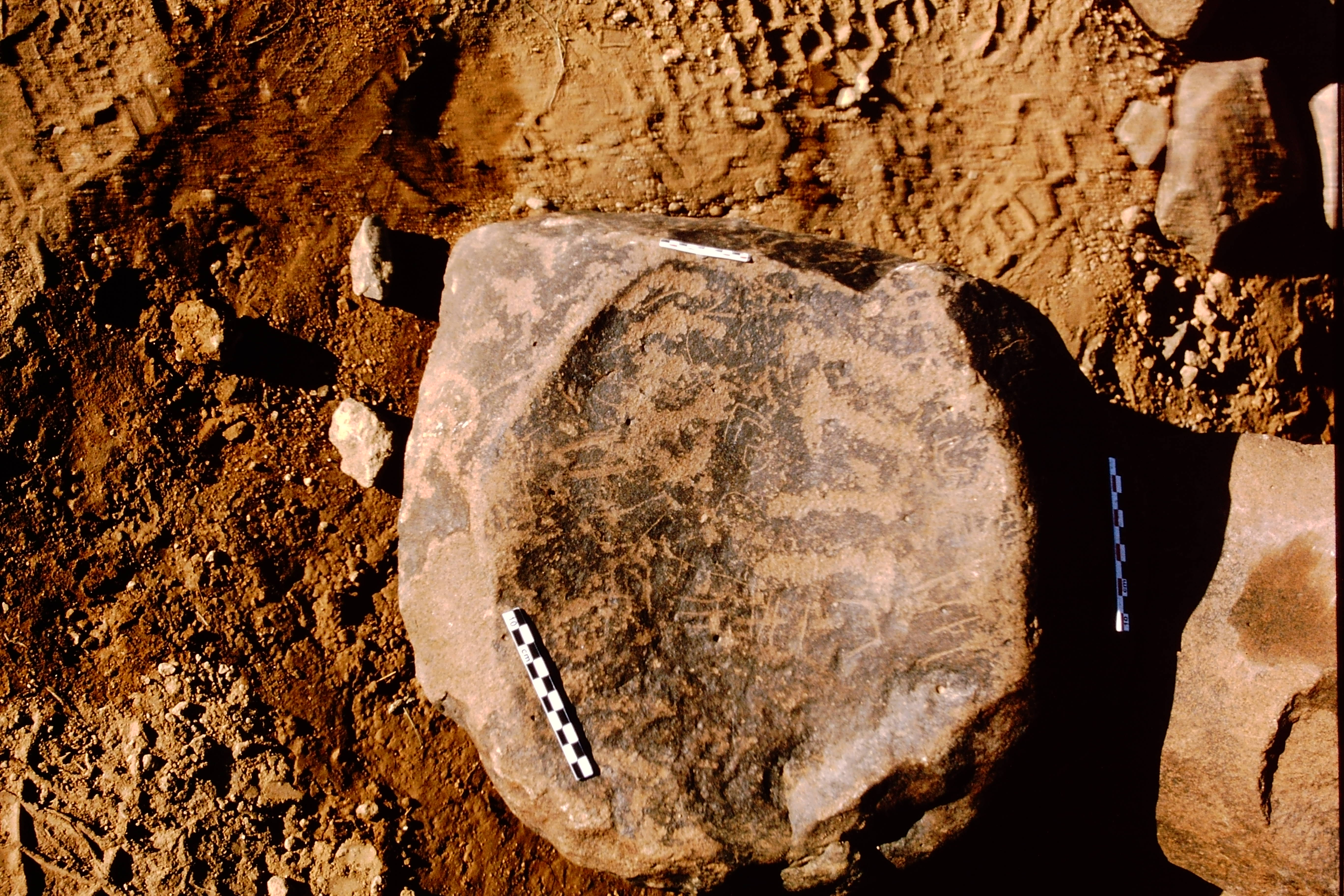 inscription of siglum Is.Mu 704