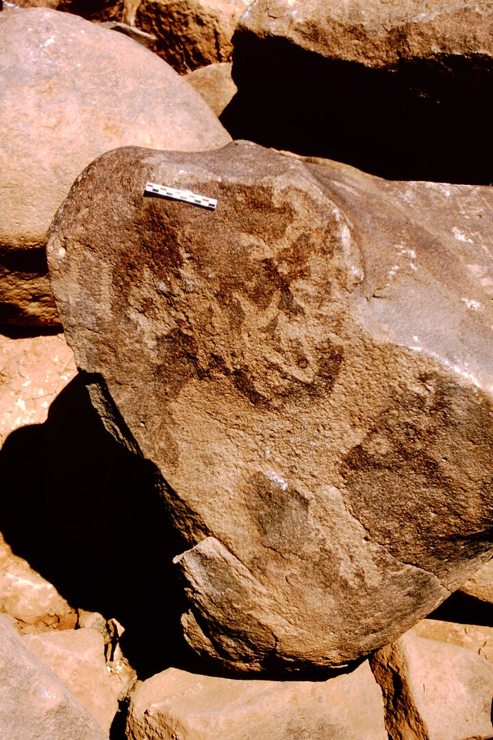 inscription of siglum Is.Mu 748
