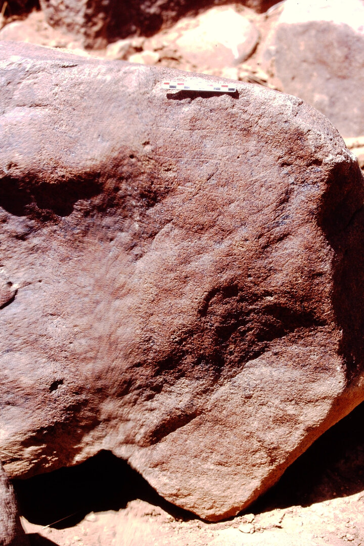 inscription of siglum Is.Mu 811