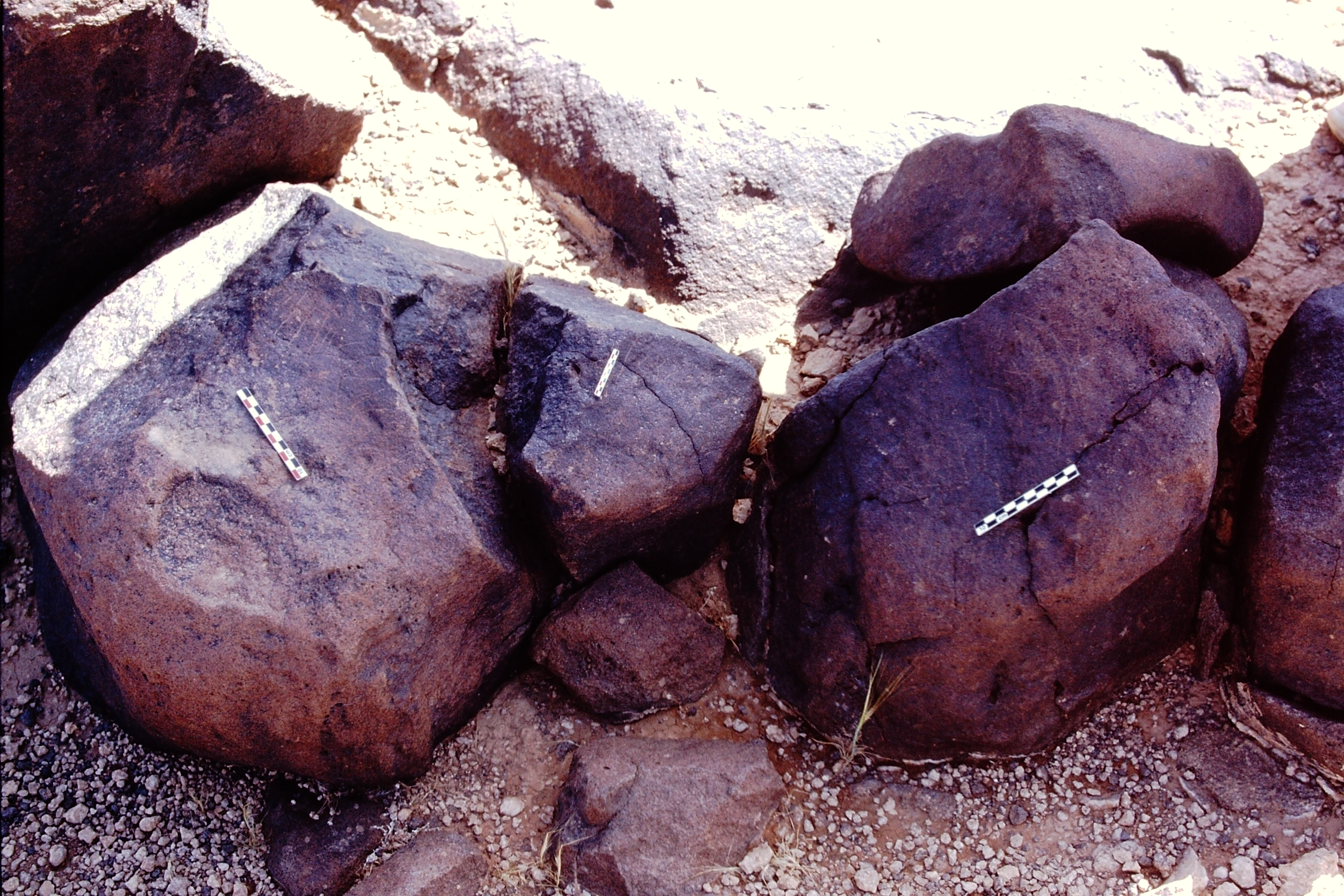 inscription of siglum Is.Mu 842