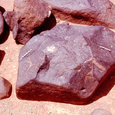 inscription of siglum Is.Mu 877