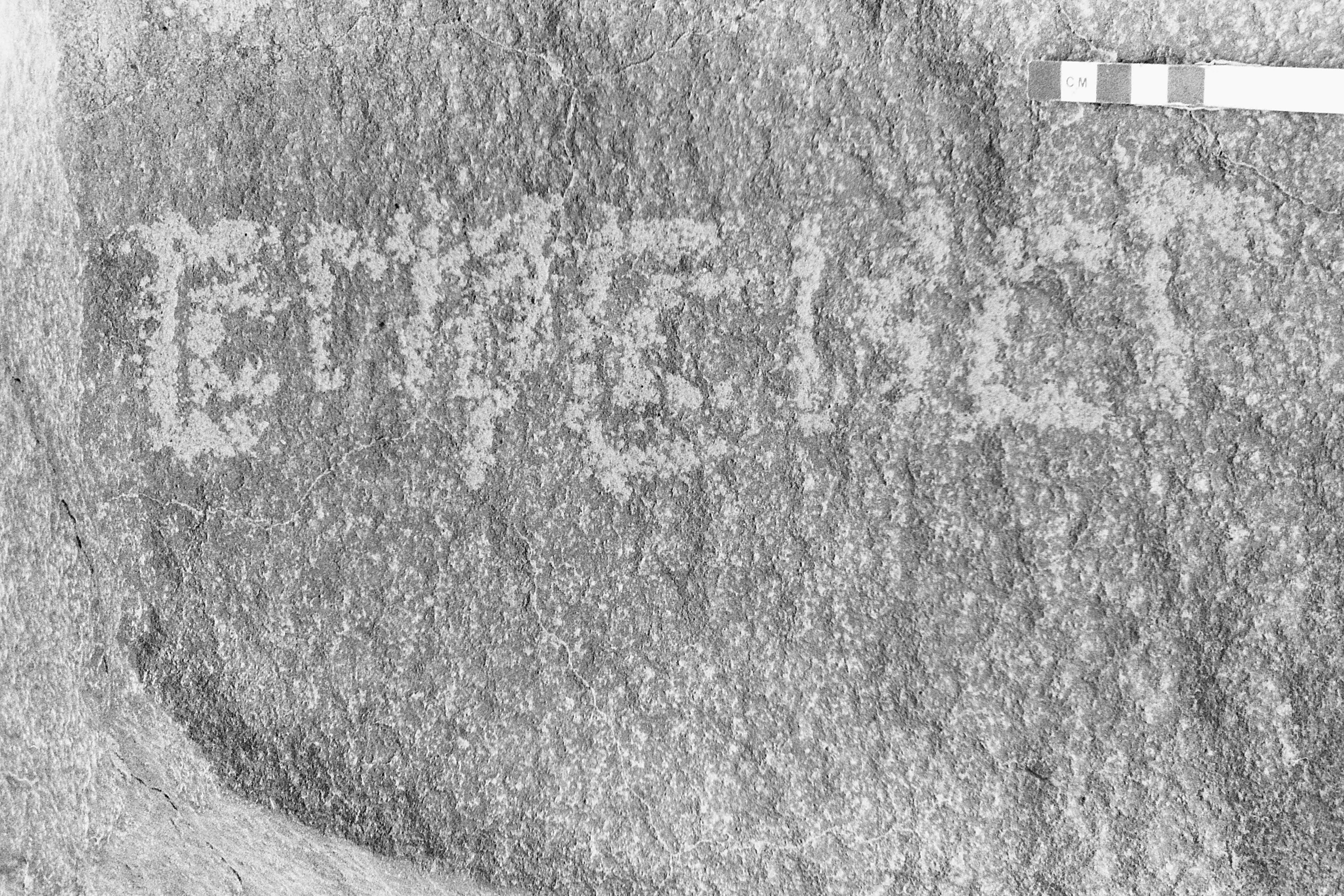 inscription of siglum KWQ 112