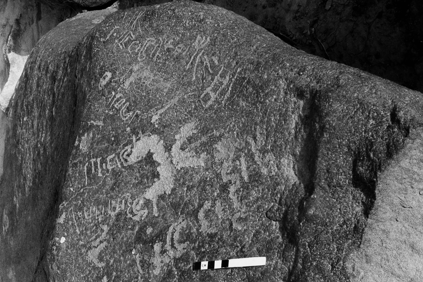 inscription of siglum KWQ 42