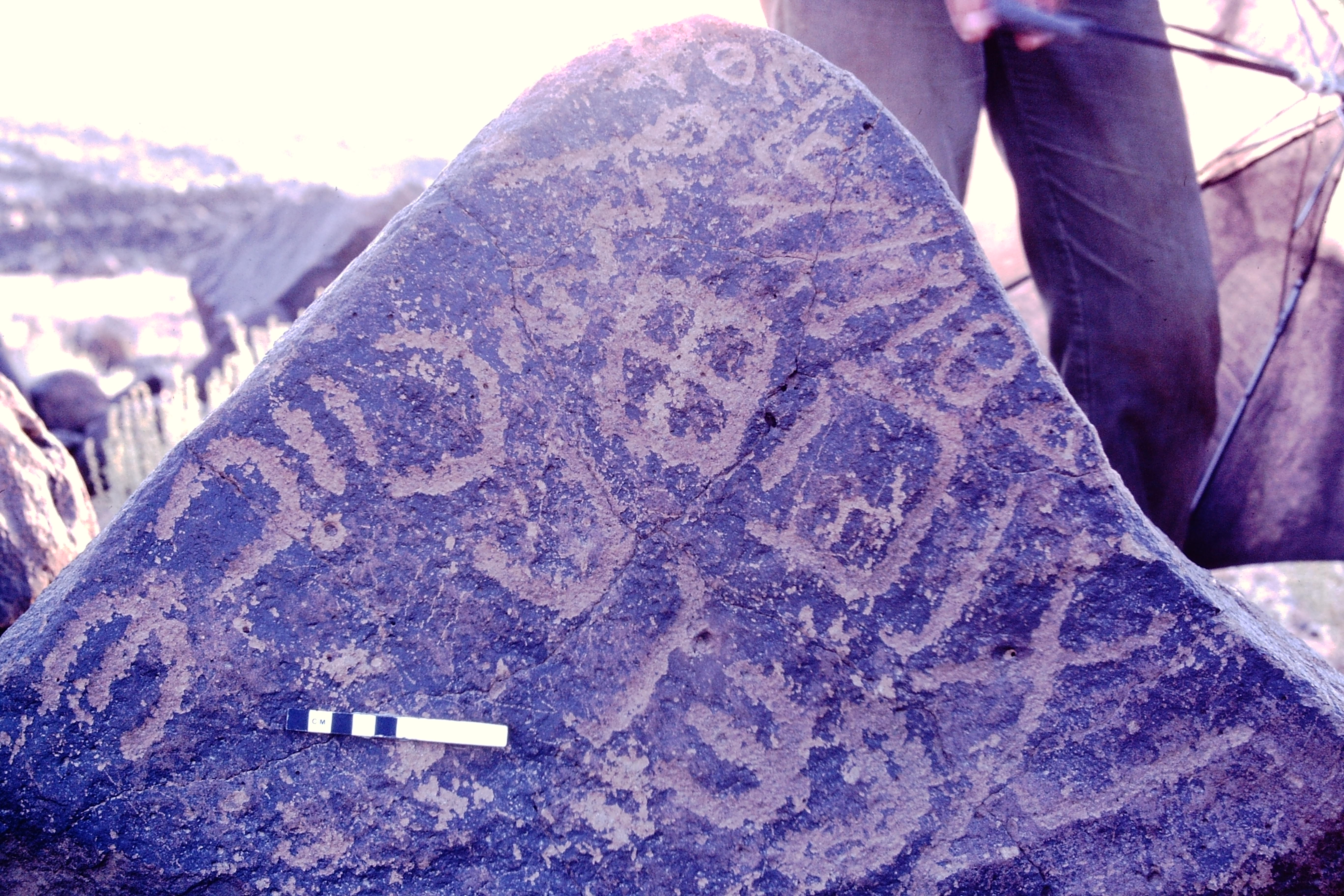 inscription of siglum MKOWI 4