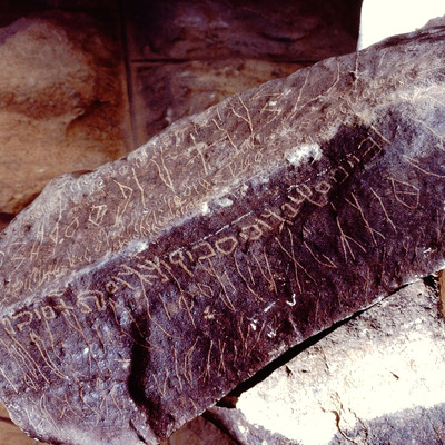 inscription of siglum MSTJ 7