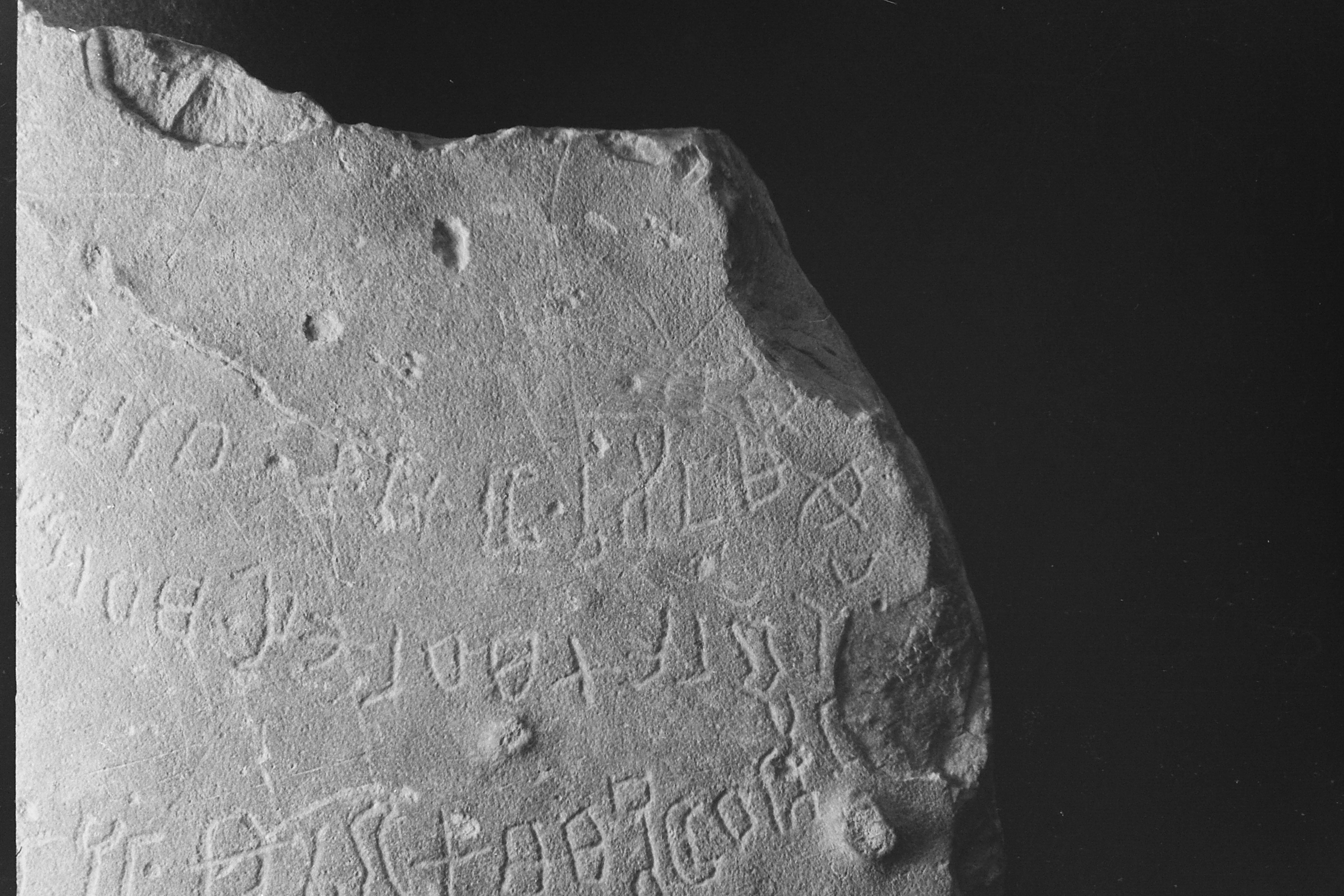 inscription of siglum TIJ 494