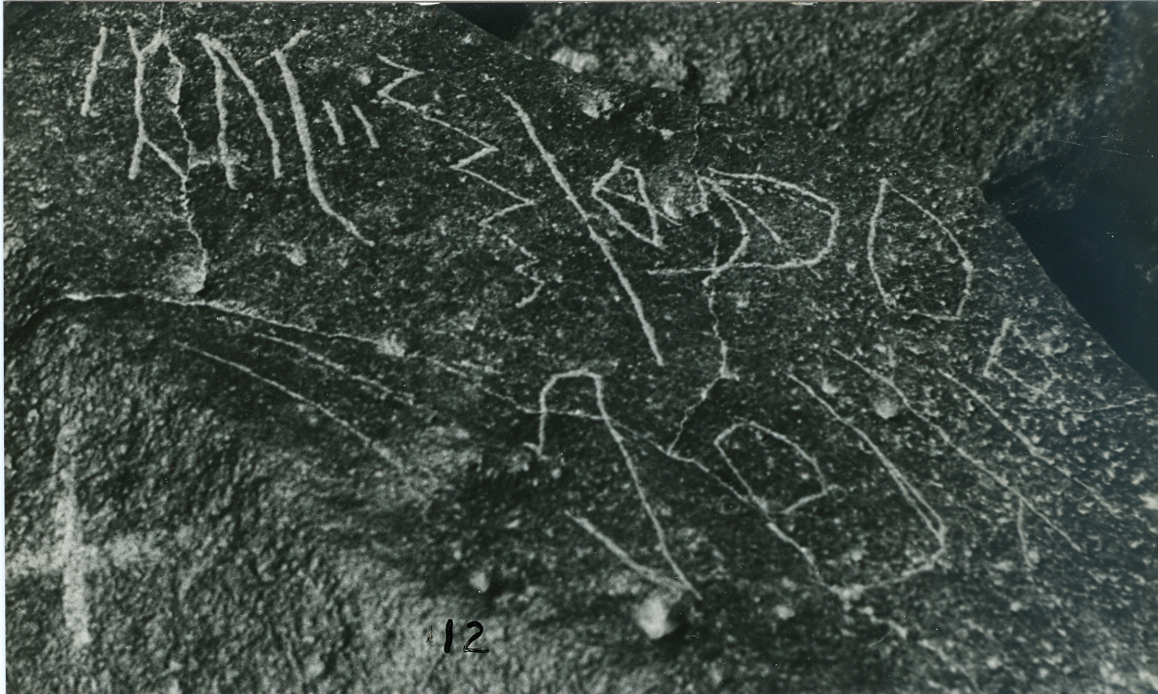 inscription of siglum WH 12